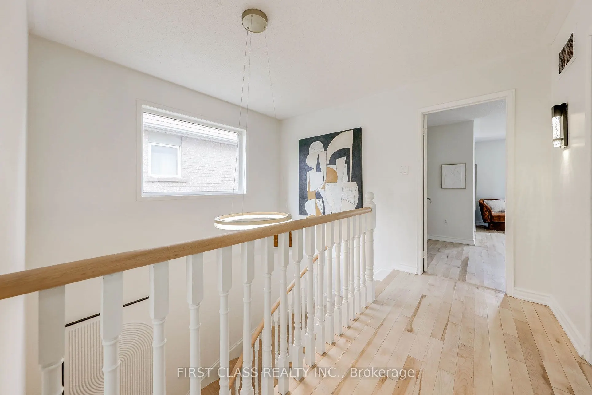 47 Lauraview Crescent
