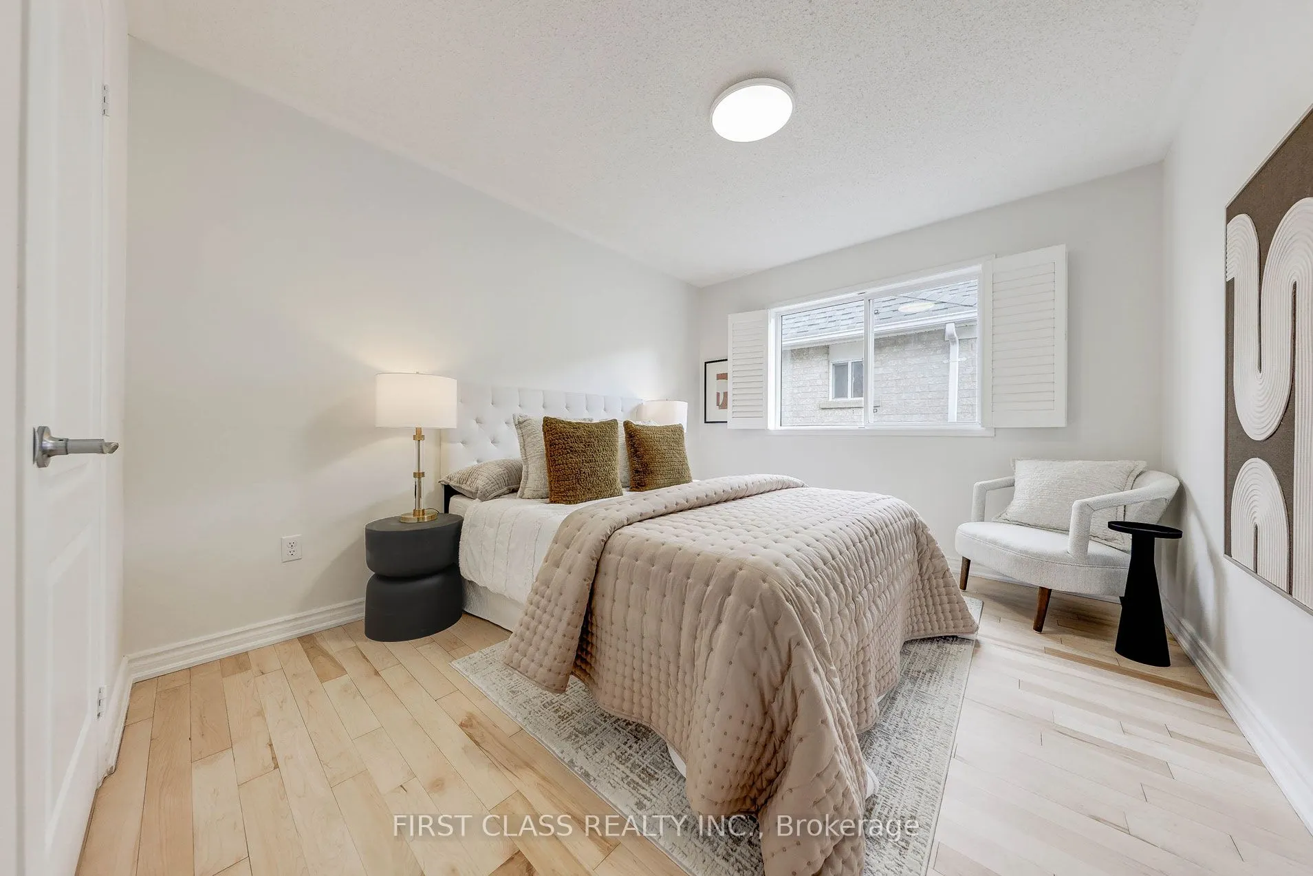 47 Lauraview Crescent