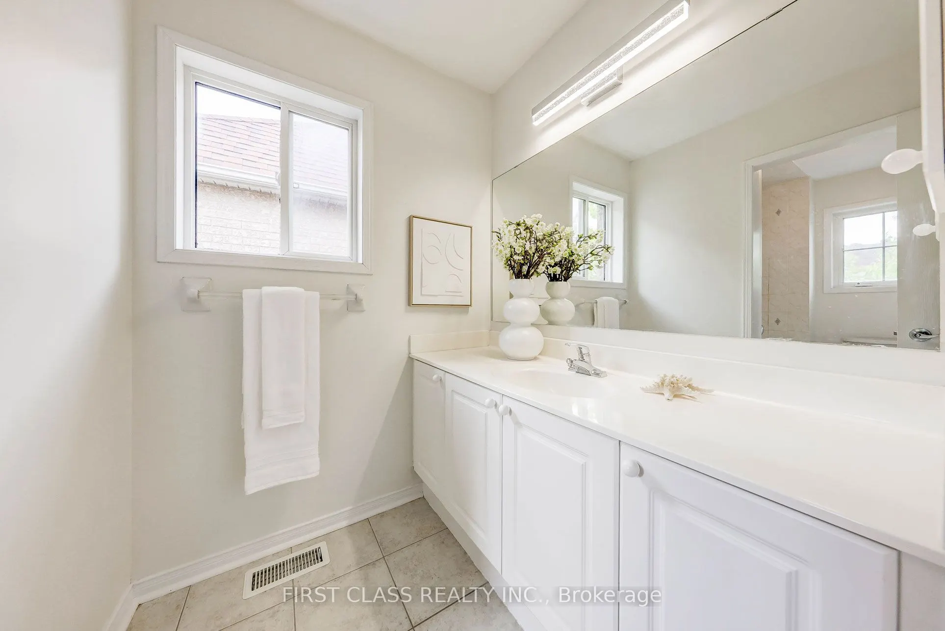 47 Lauraview Crescent