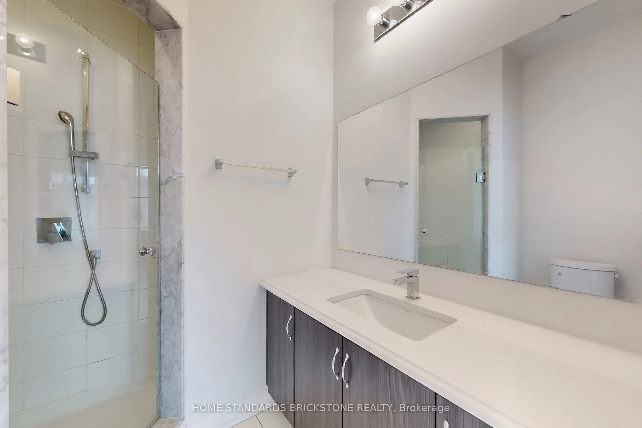 215 Salterton Circle