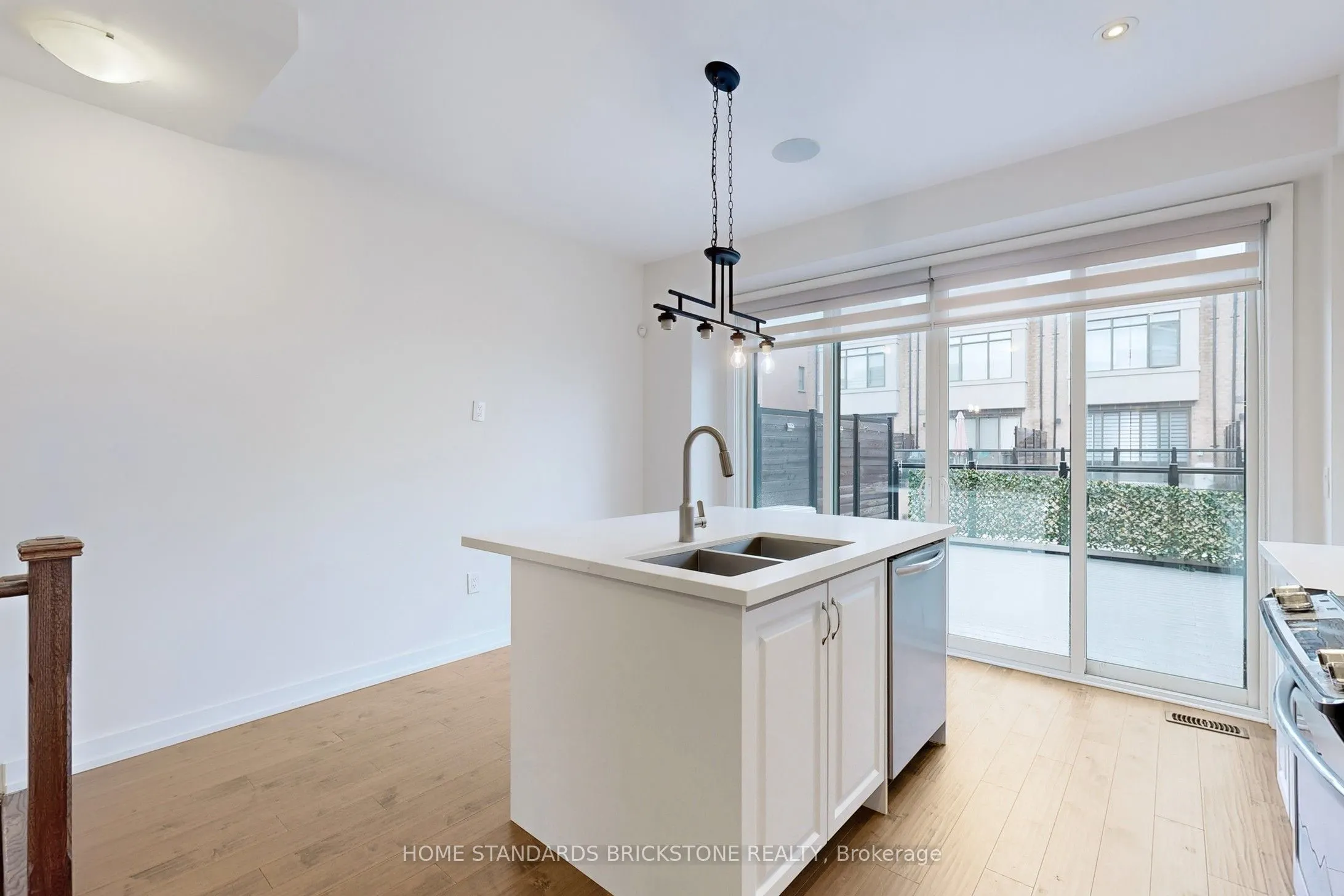 215 Salterton Circle