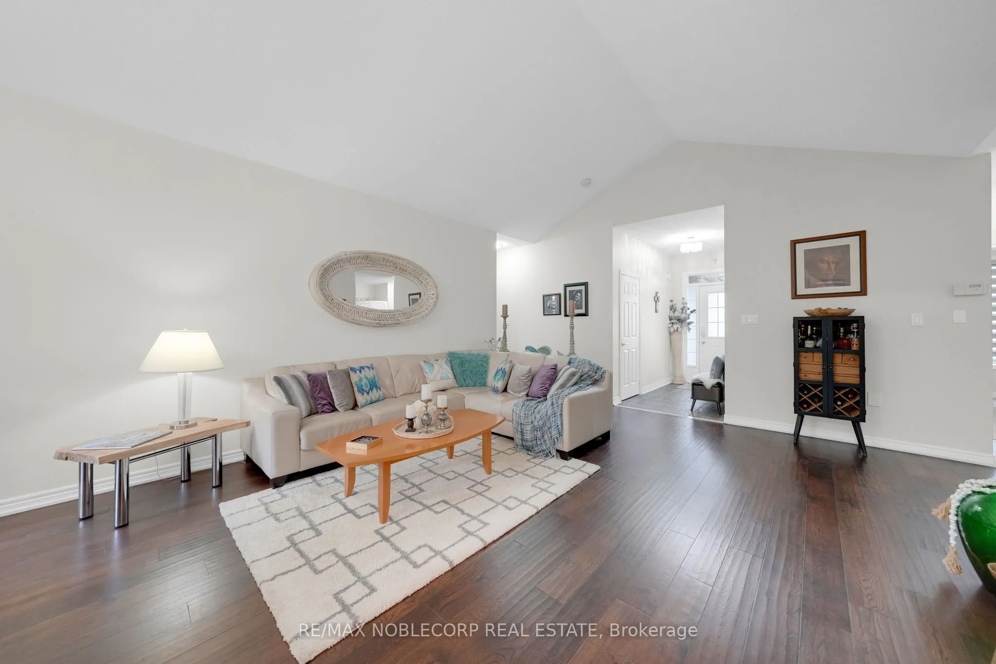 14 Willard Hunt Court