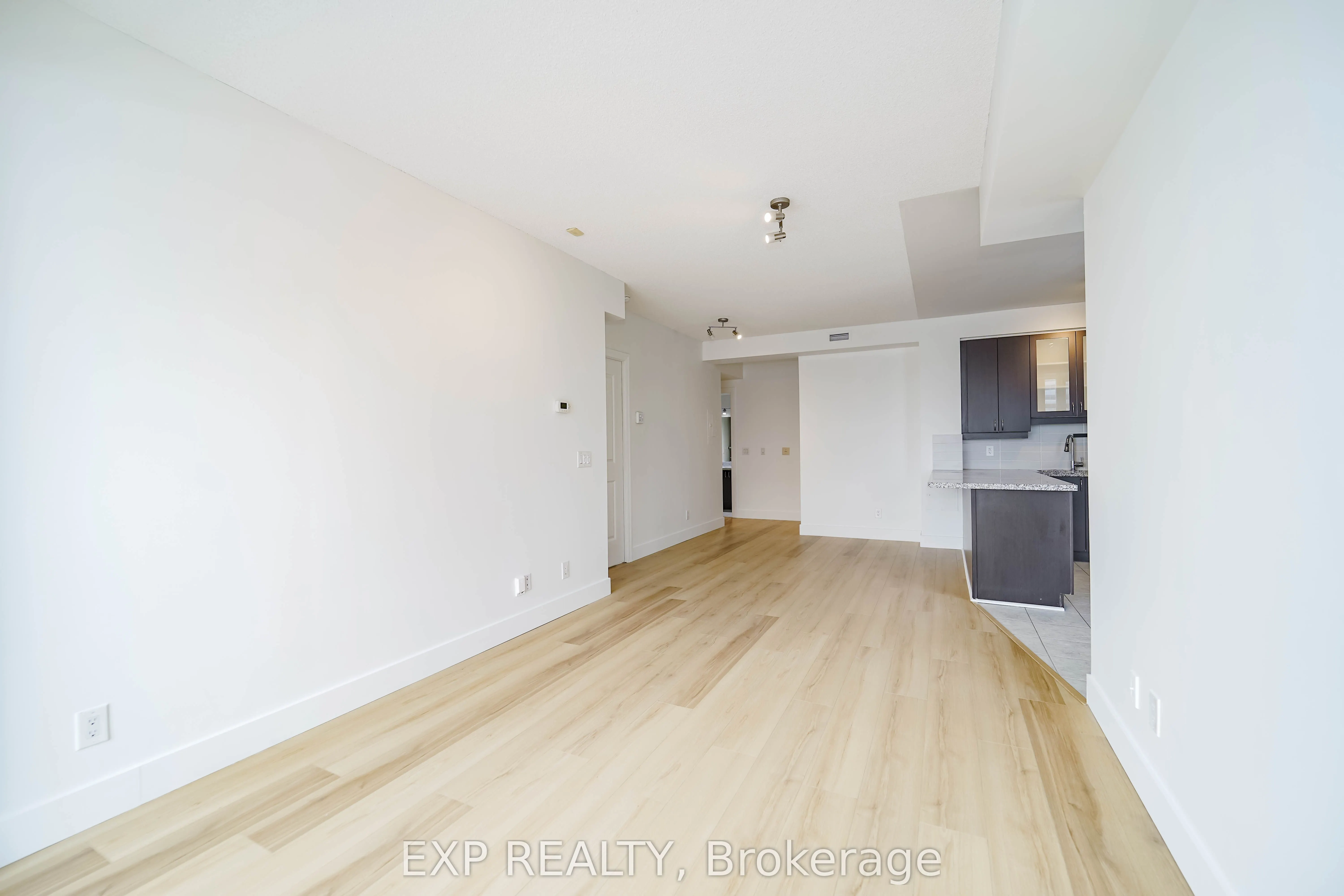 57 Upper Duke Crescent, #307