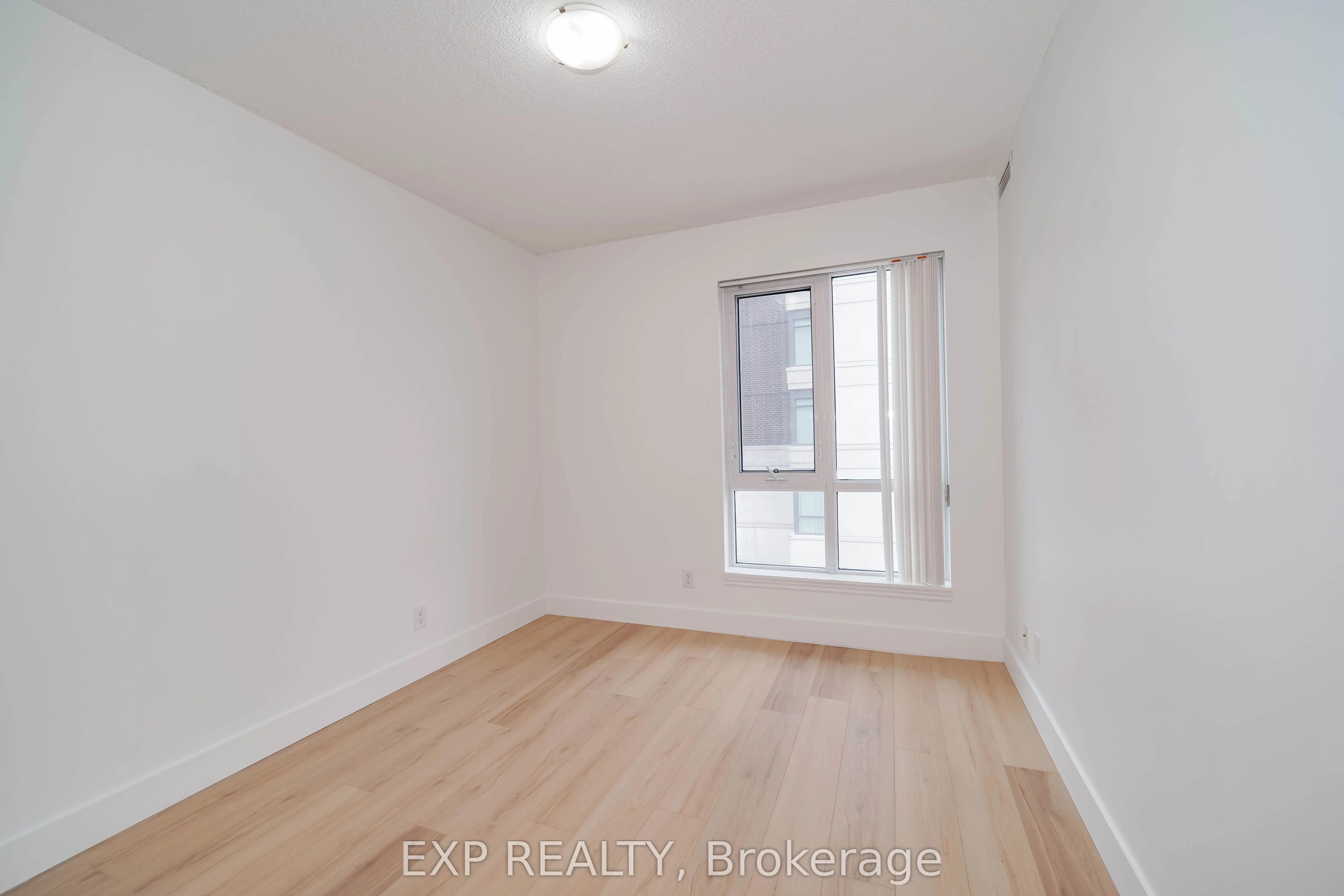 57 Upper Duke Crescent, #307