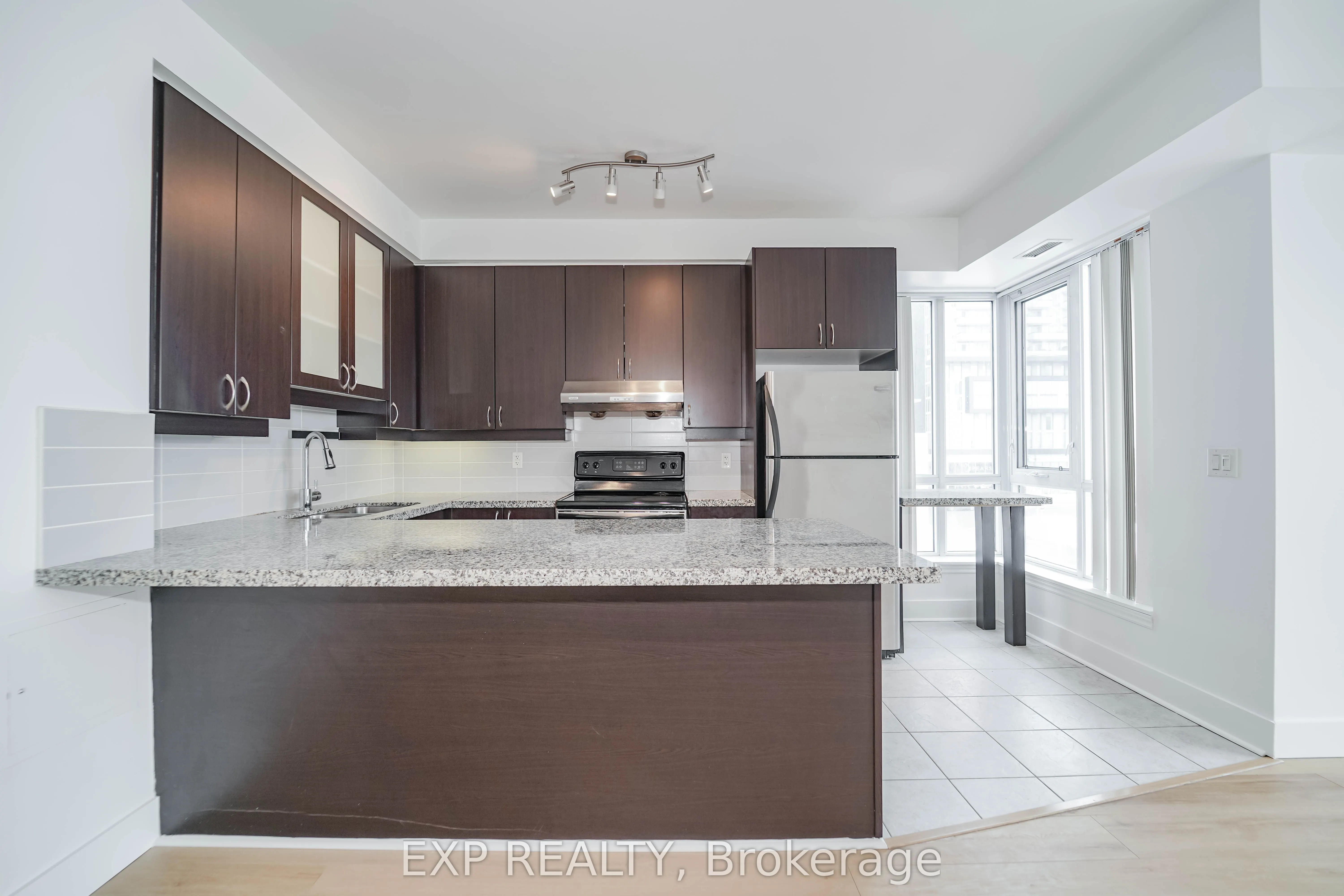 57 Upper Duke Crescent, #307