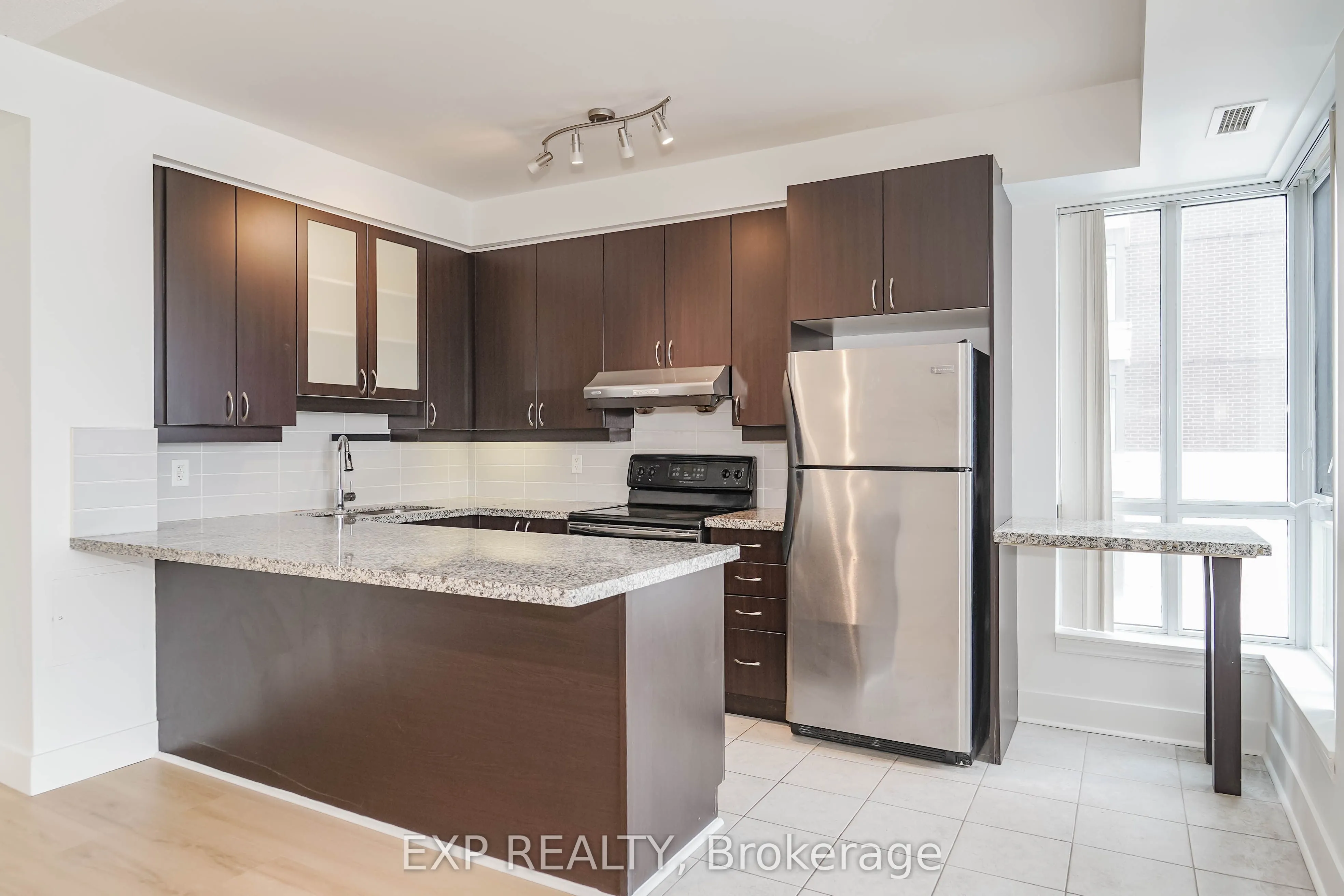 57 Upper Duke Crescent, #307