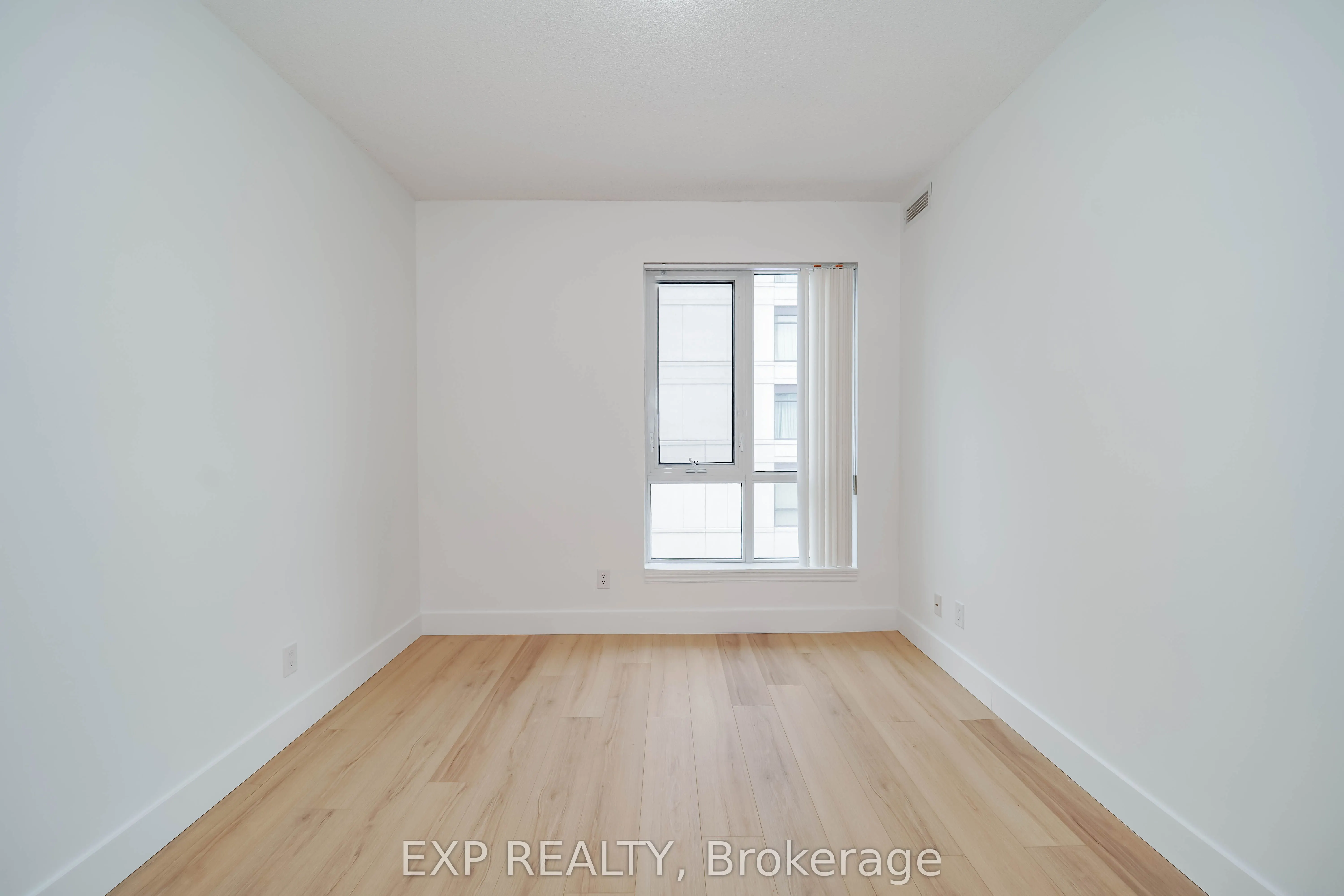 57 Upper Duke Crescent, #307