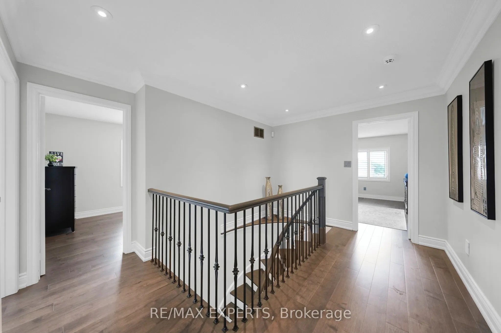 48 Curtiss Court