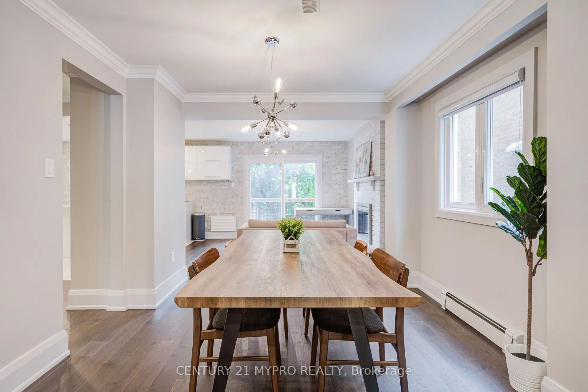 11 Sundown Court