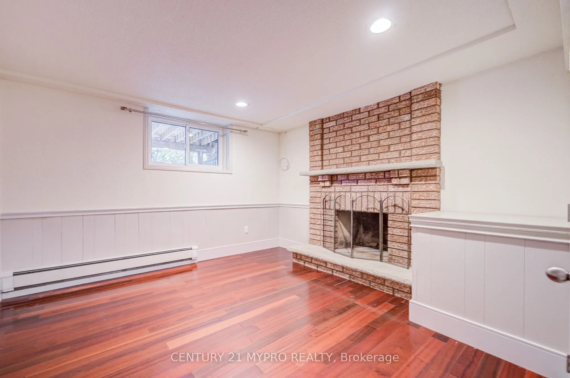 11 Sundown Court