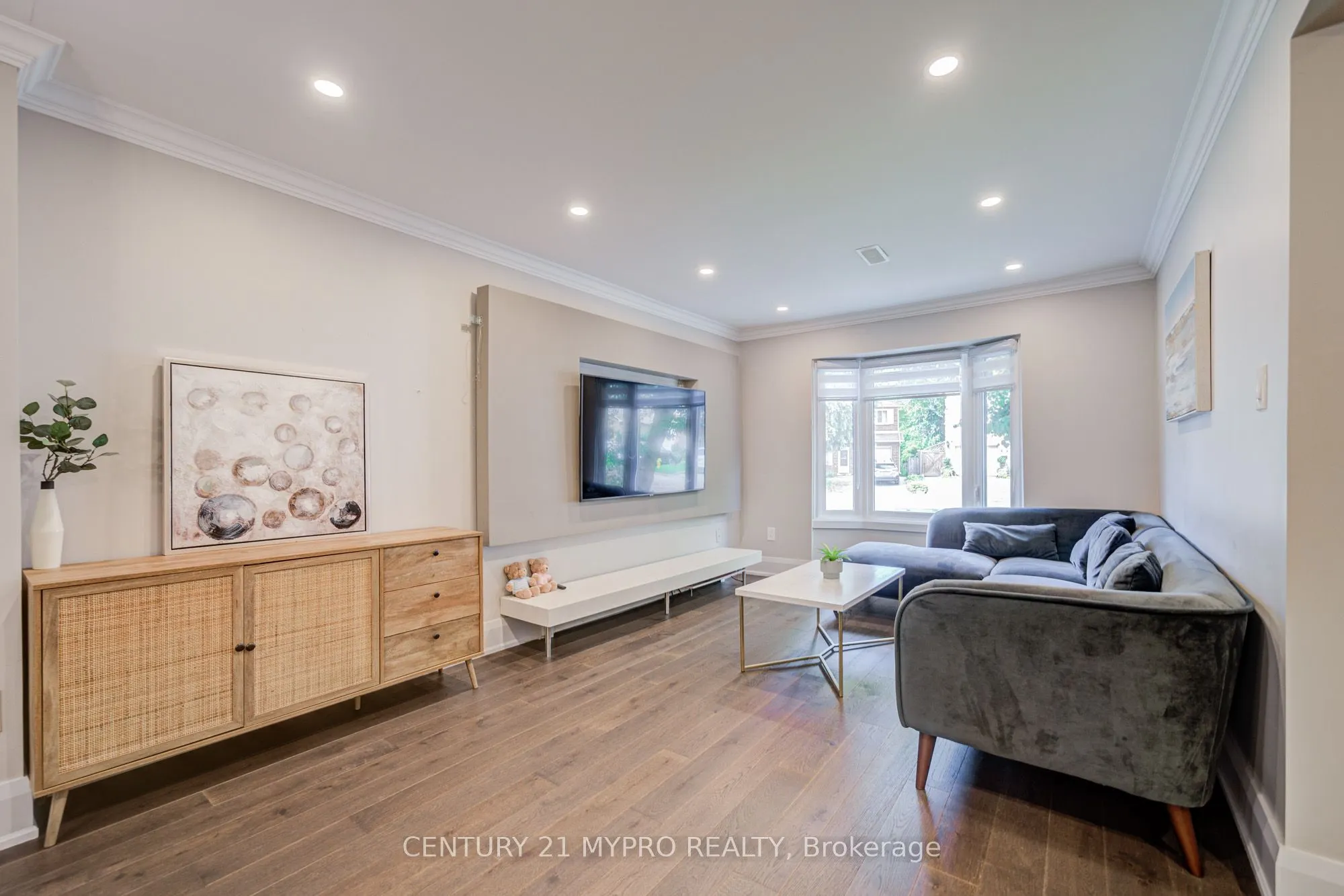 11 Sundown Court