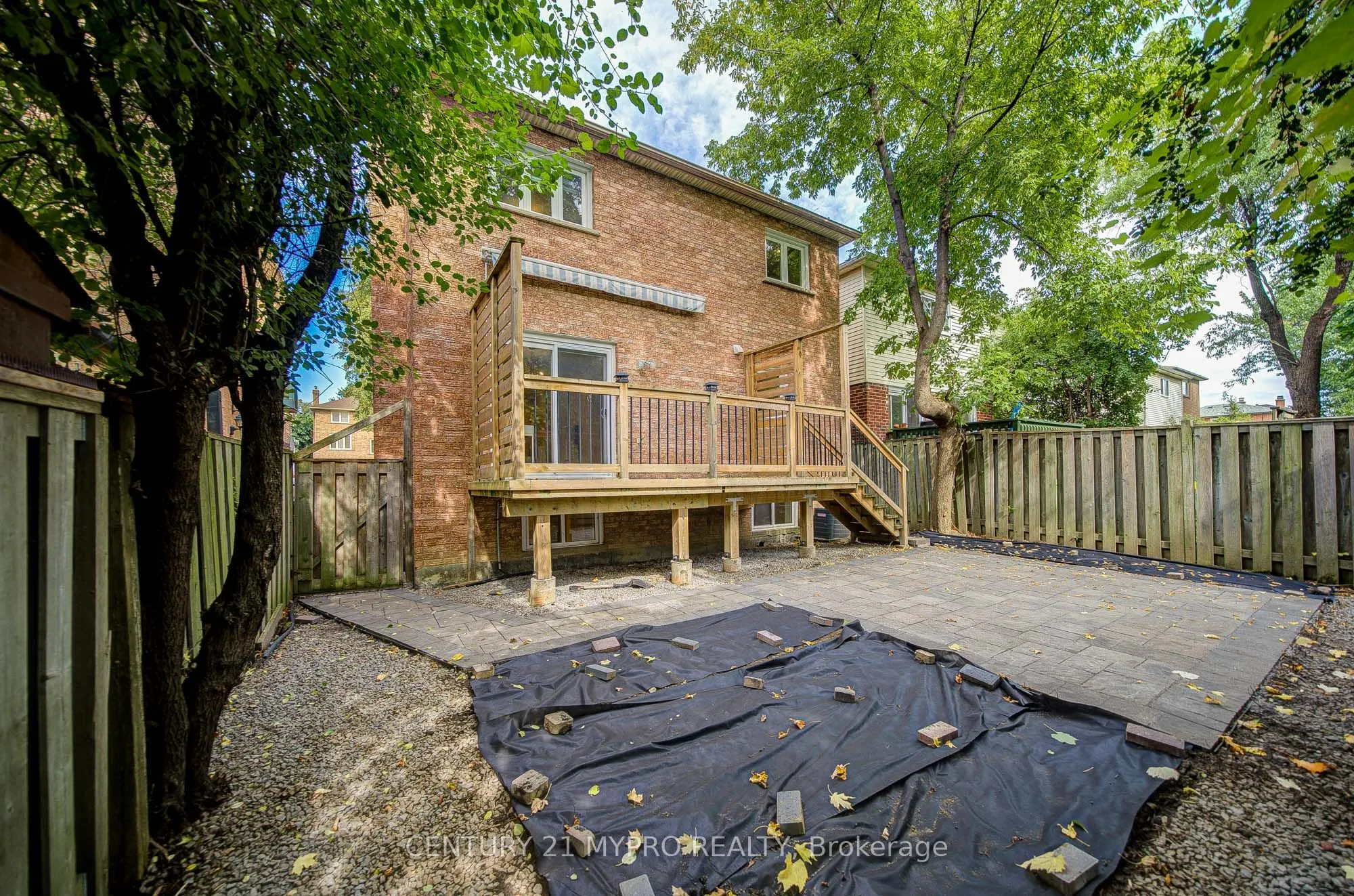 11 Sundown Court