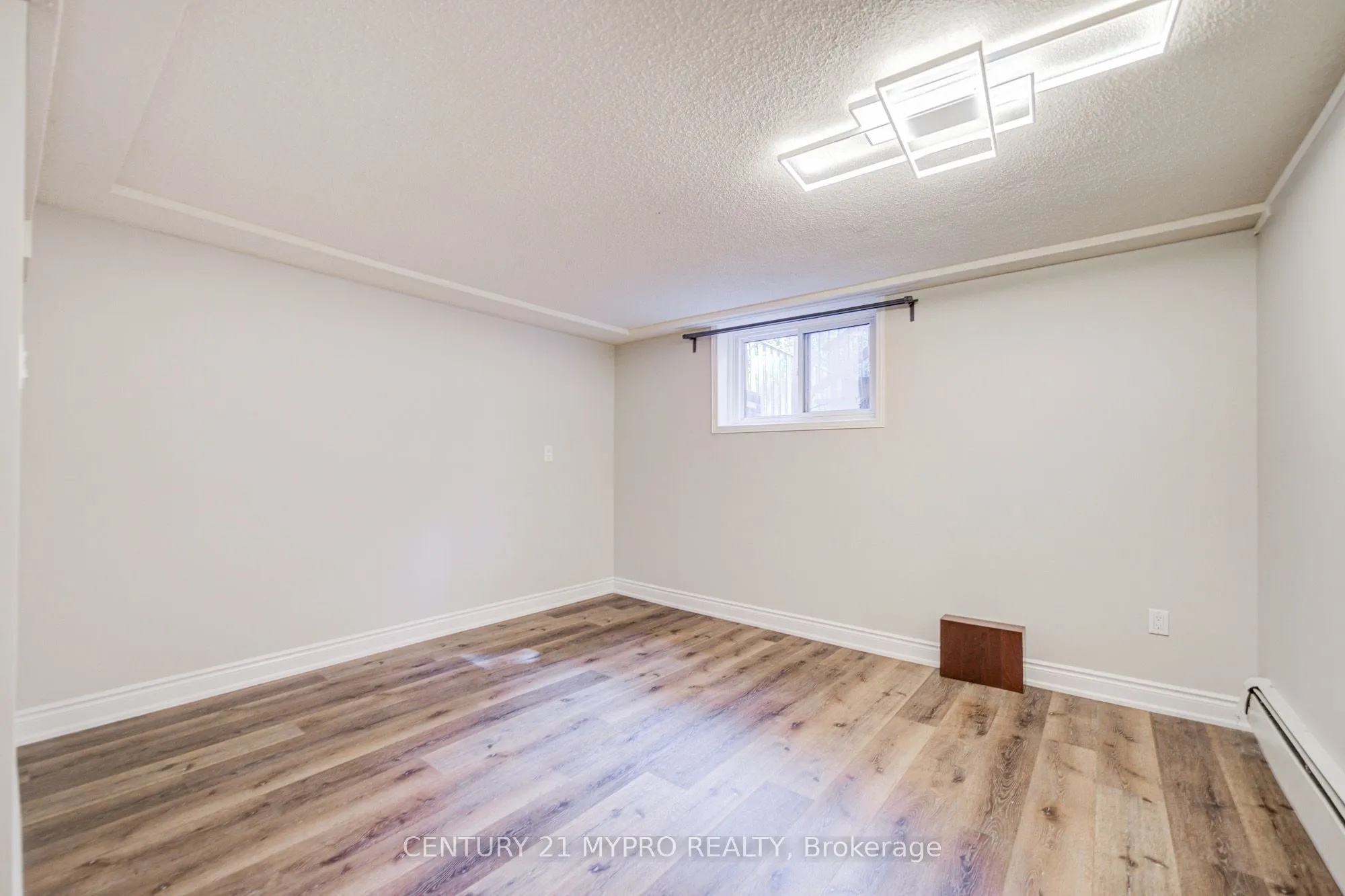 11 Sundown Court