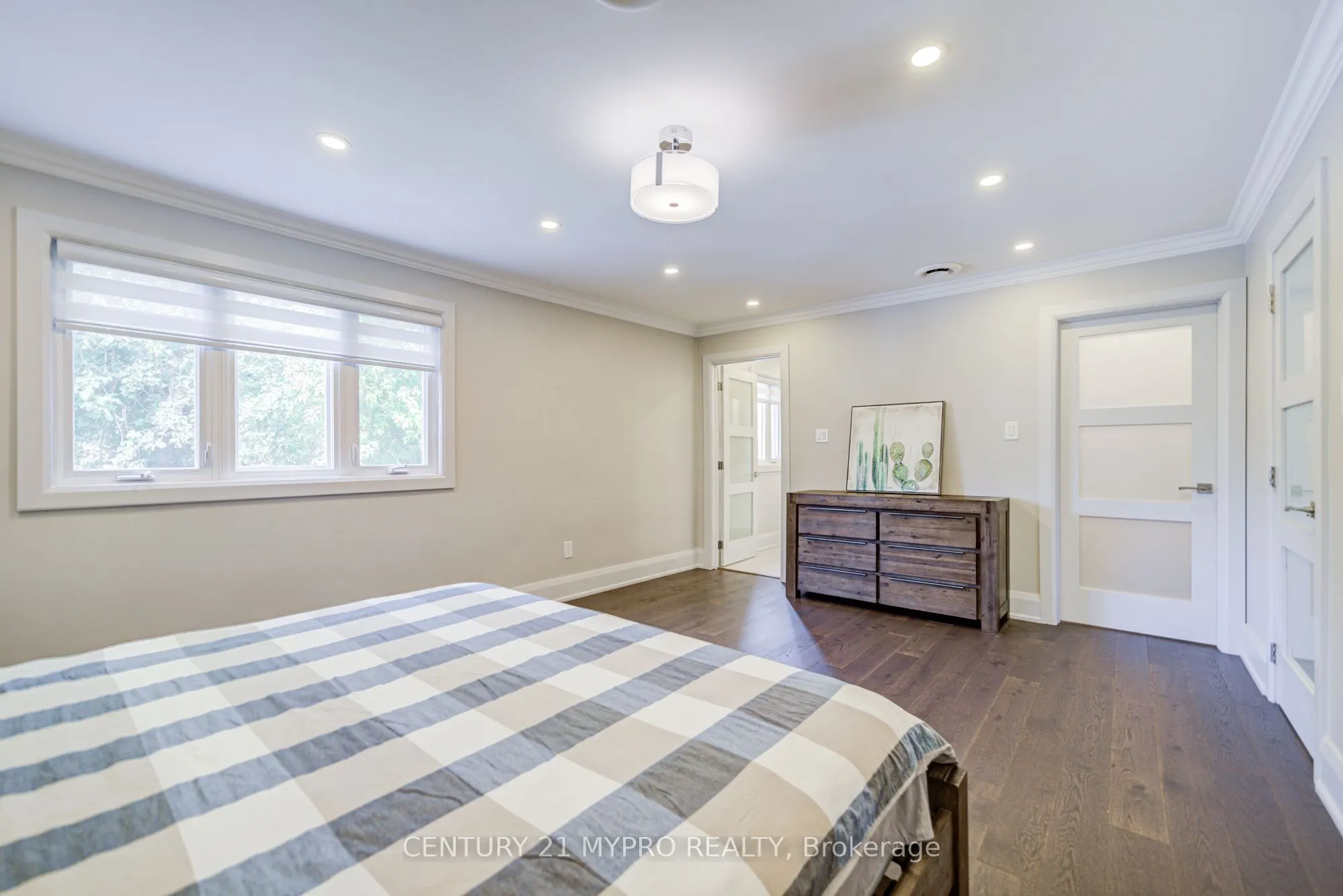 11 Sundown Court