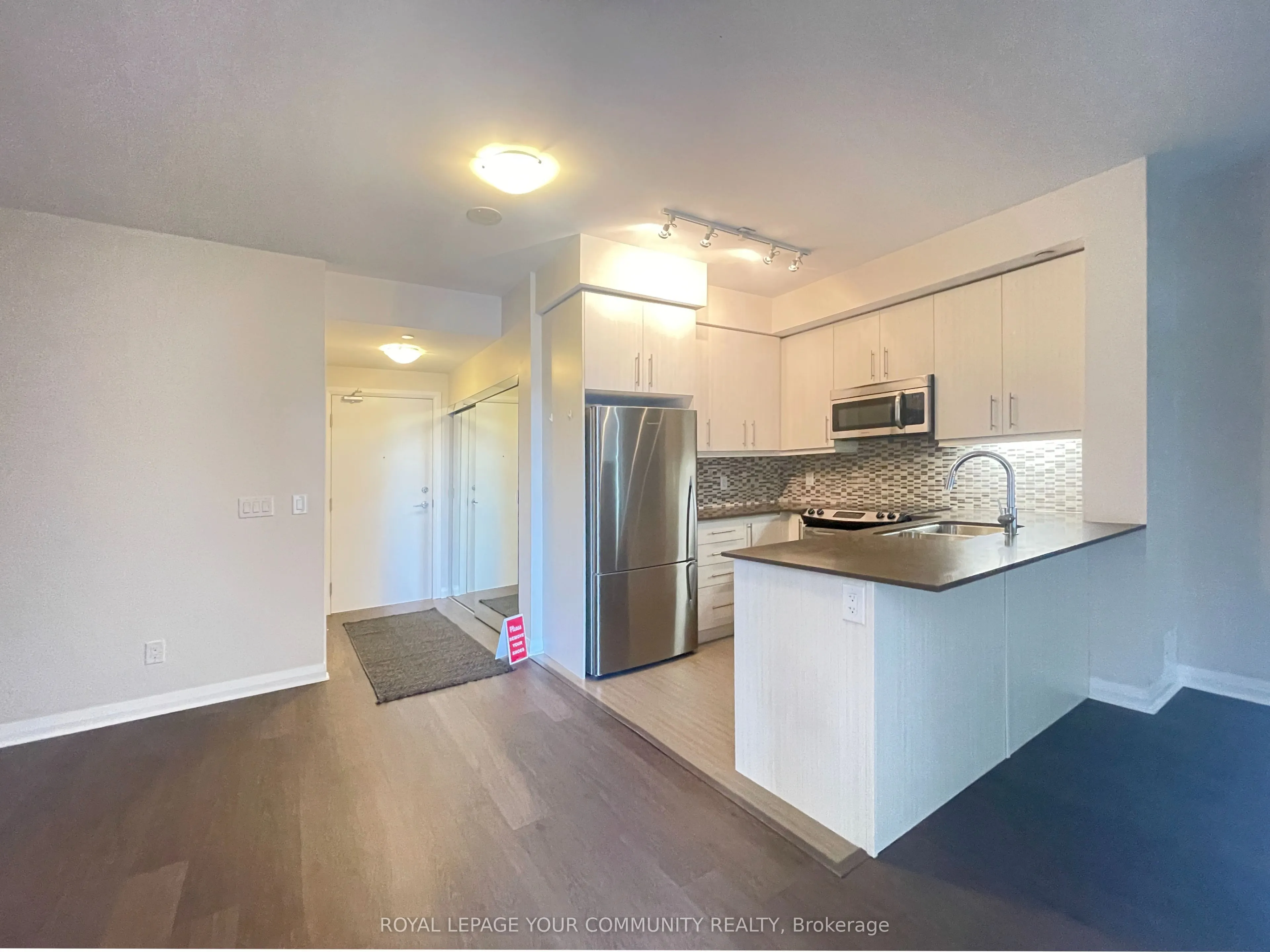 55 Oneida Crescent, #1407