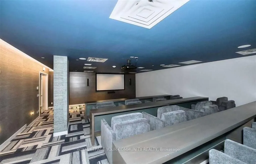 55 Oneida Crescent, #1407