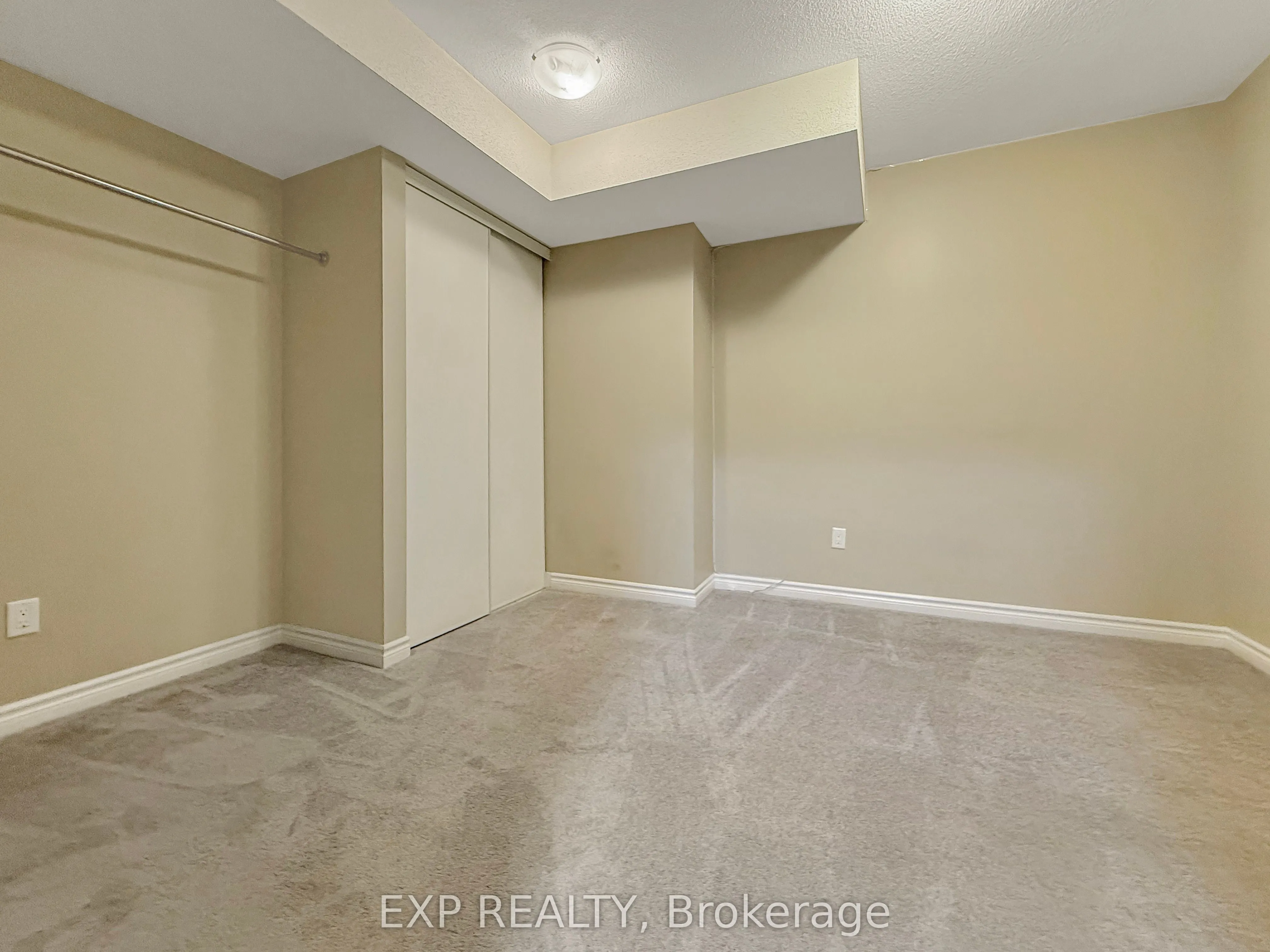 11 Saddlecreek Drive, #06