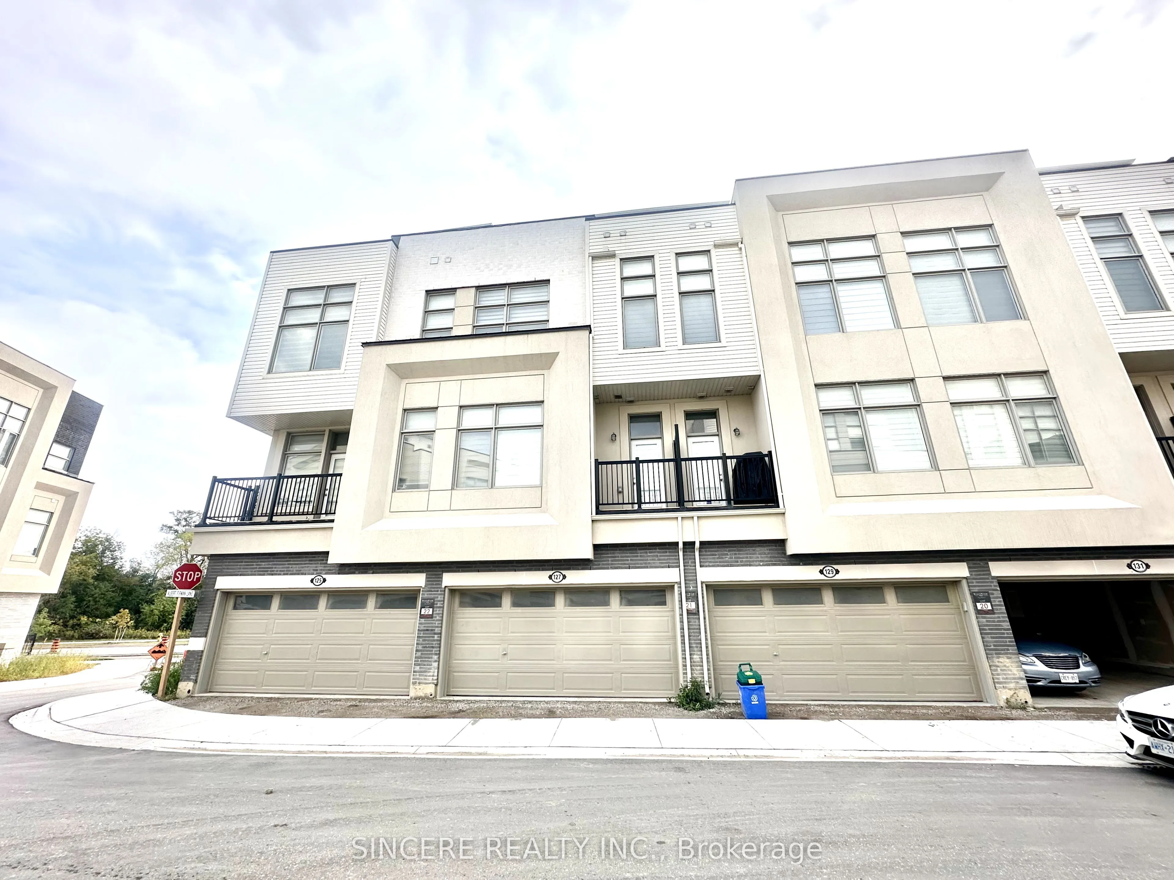 127 Markland Street
