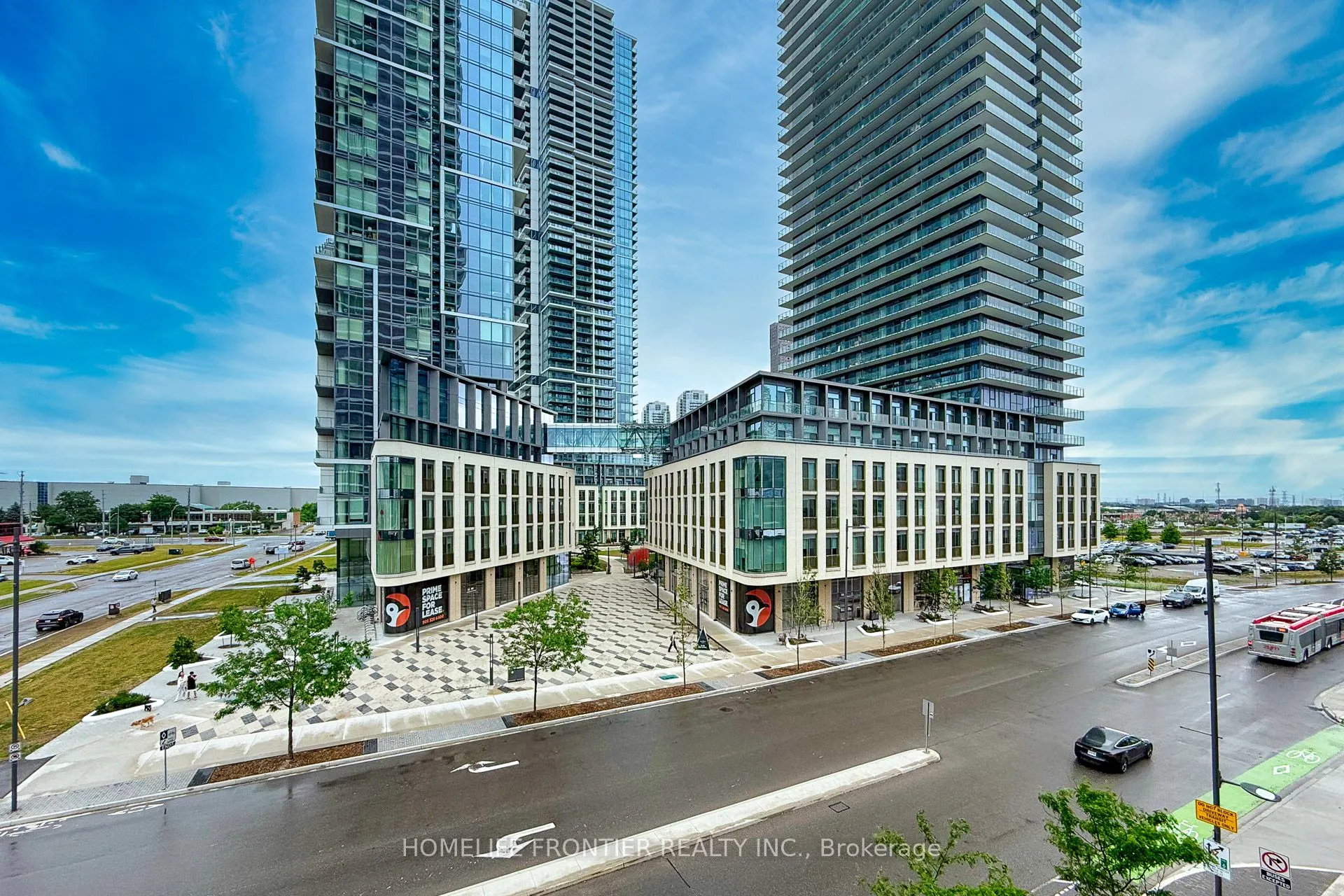 950 Portage Parkway, #303