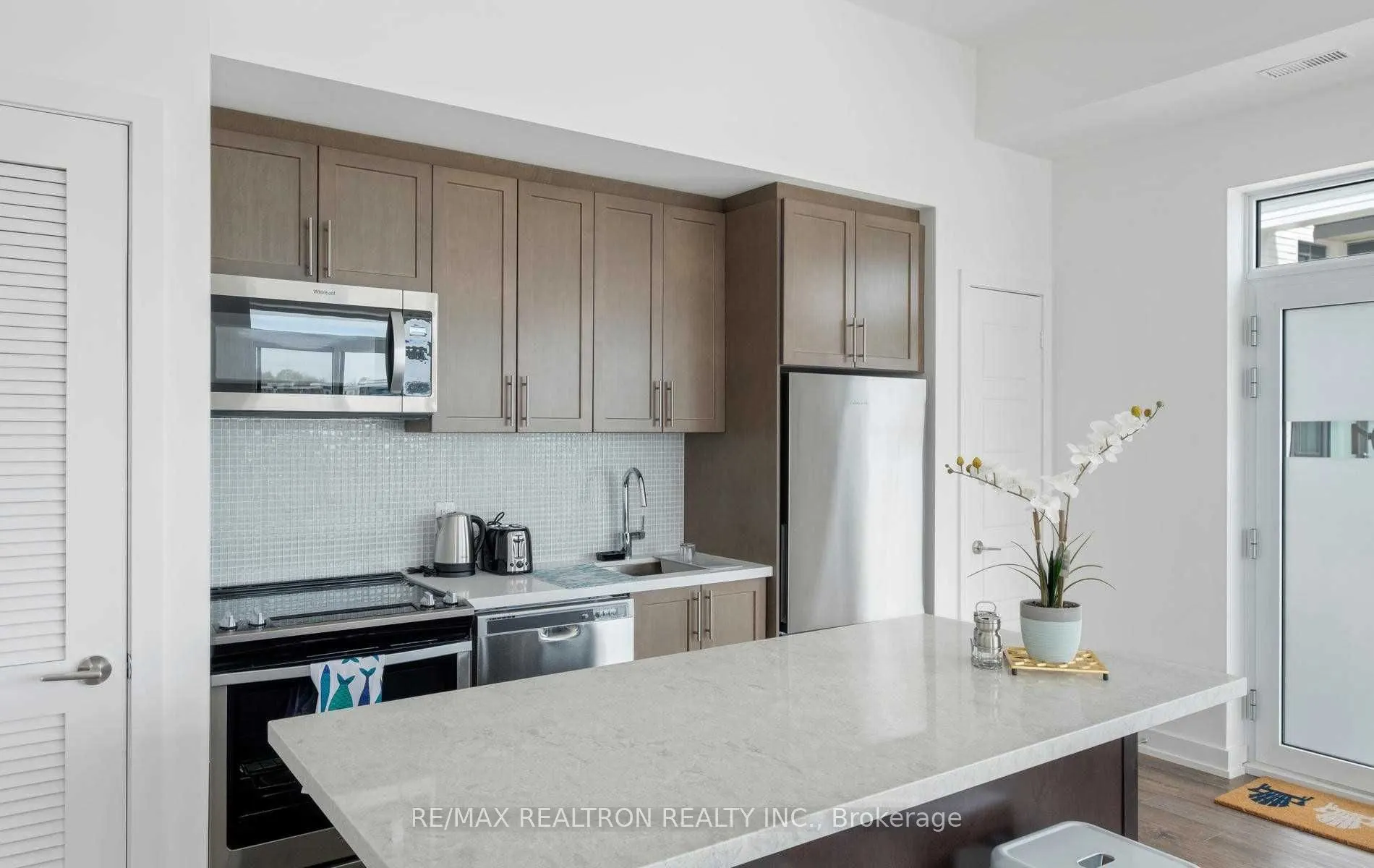 303 Broward Way, #91