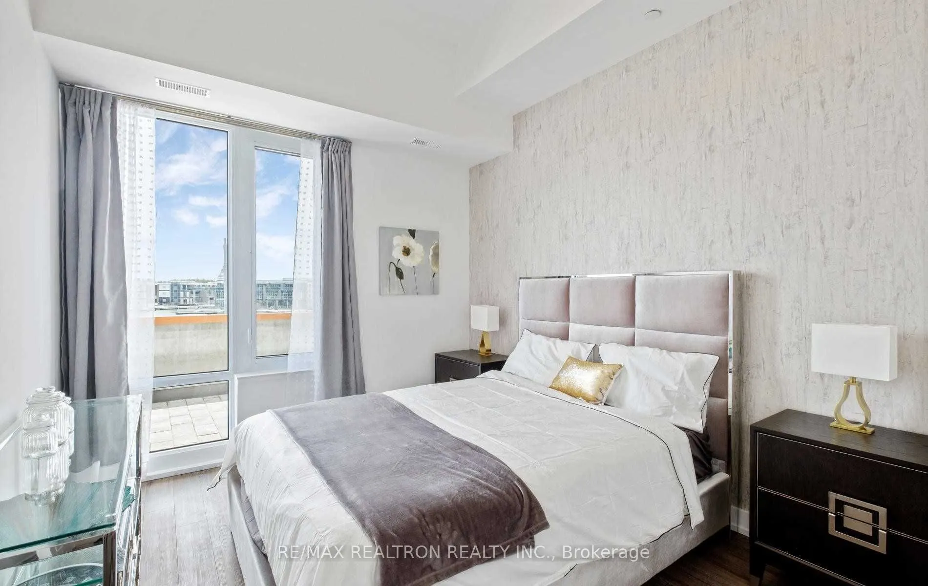 303 Broward Way, #91