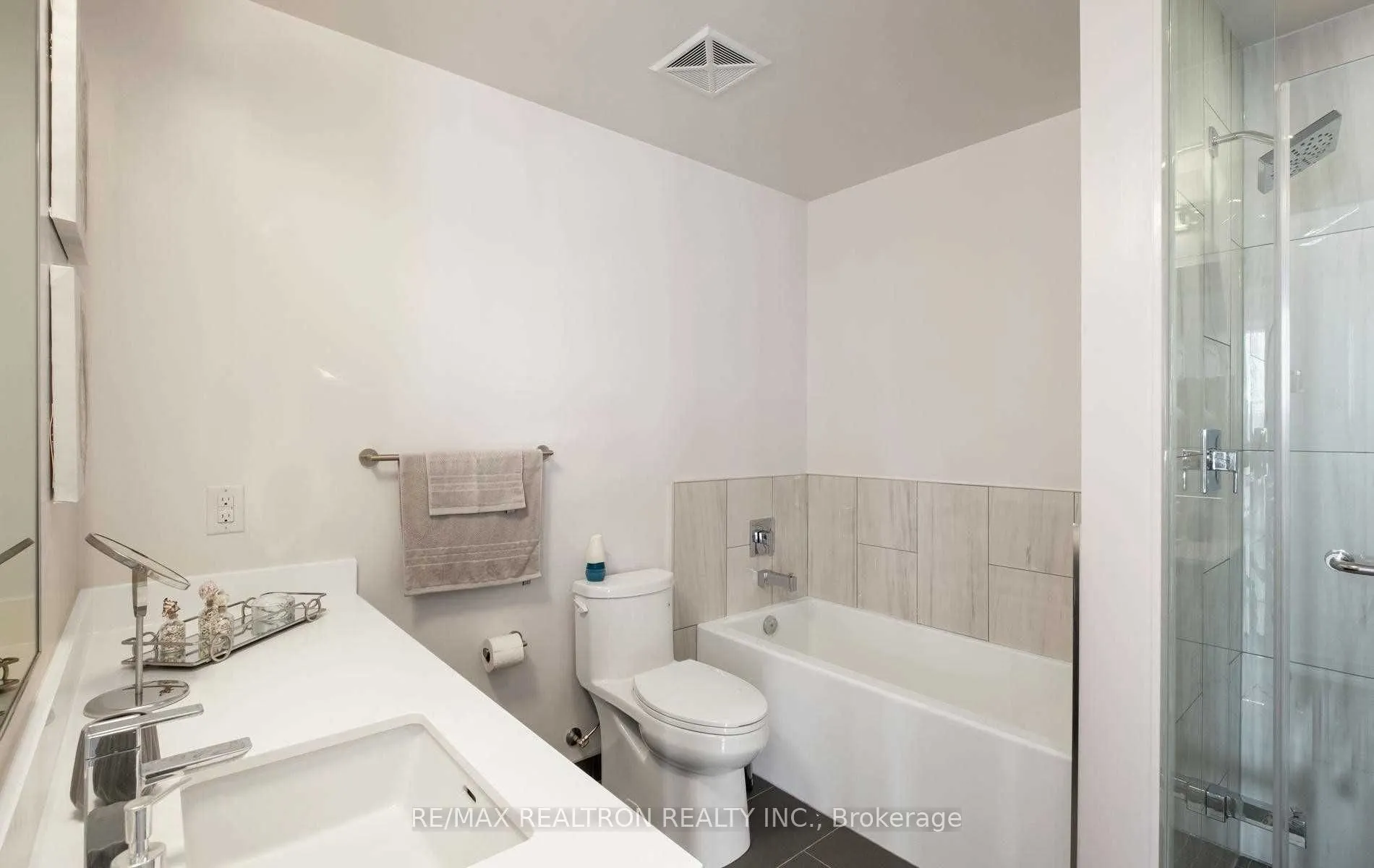 303 Broward Way, #91