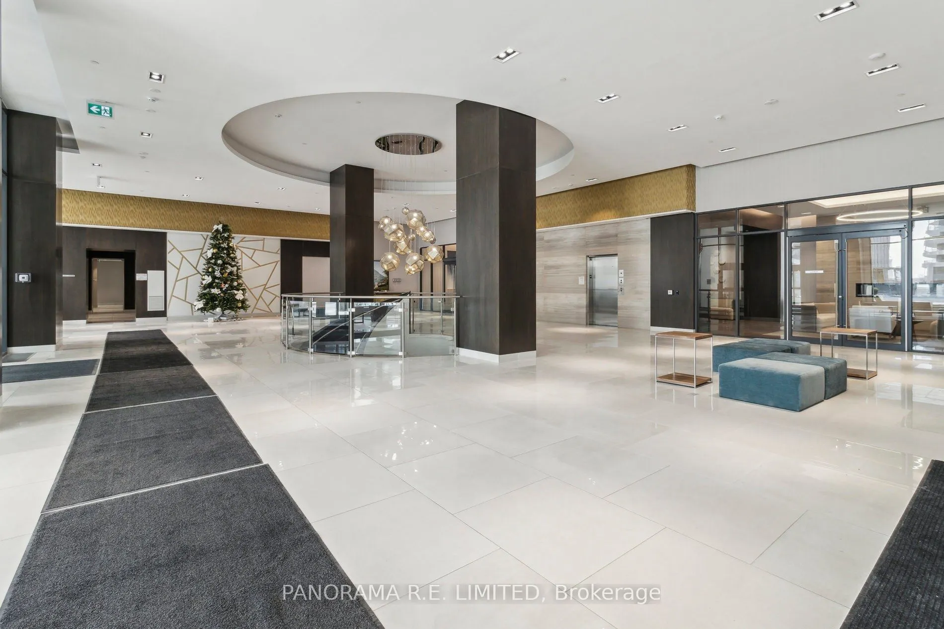 9000 Jane Street, #606