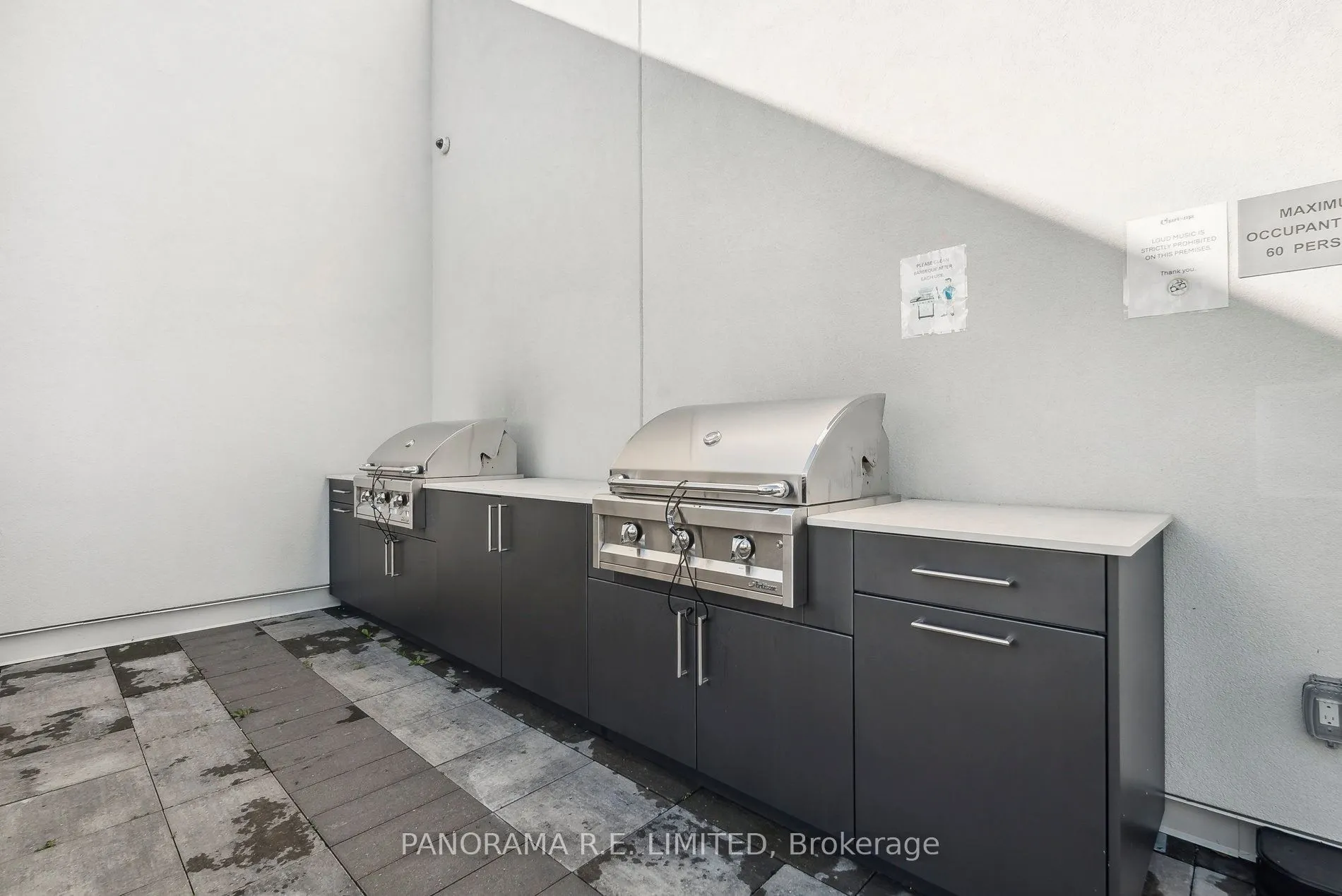 9000 Jane Street, #606