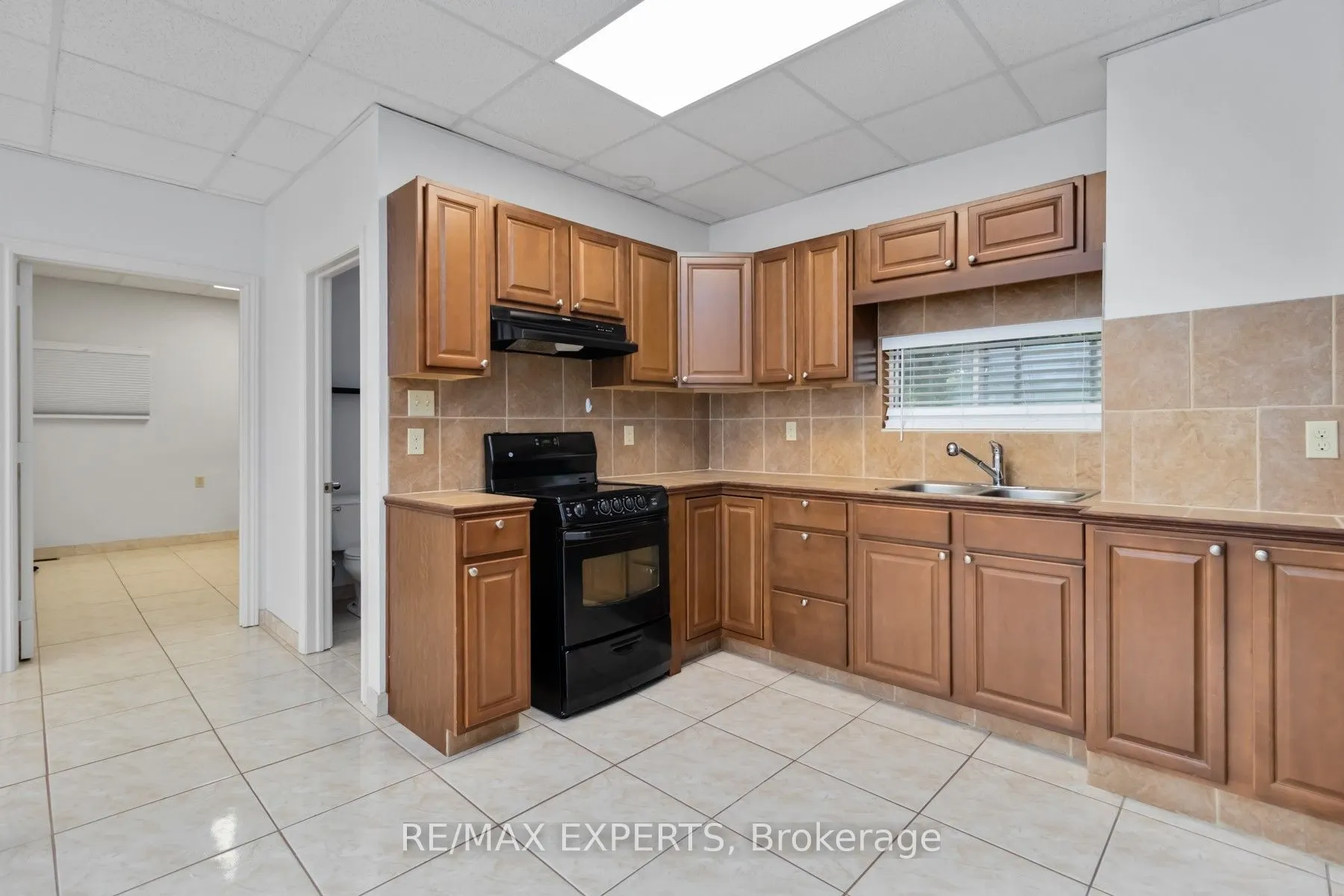 5780 King Street, ##2
