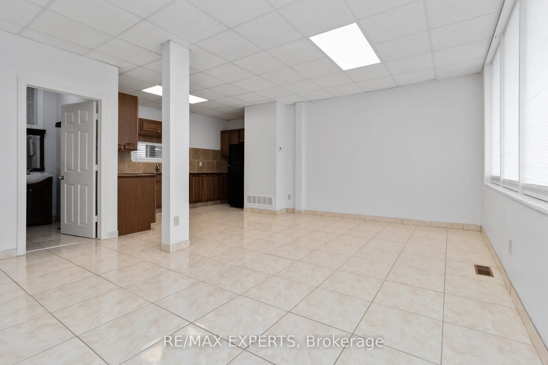 5780 King Street, ##2