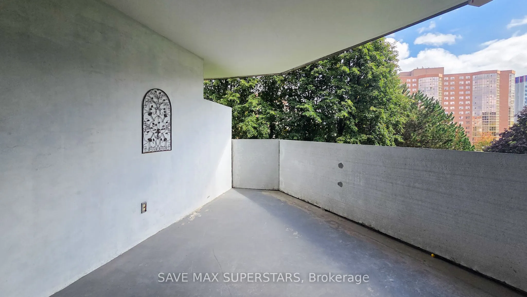 50 Baif Boulevard, #501