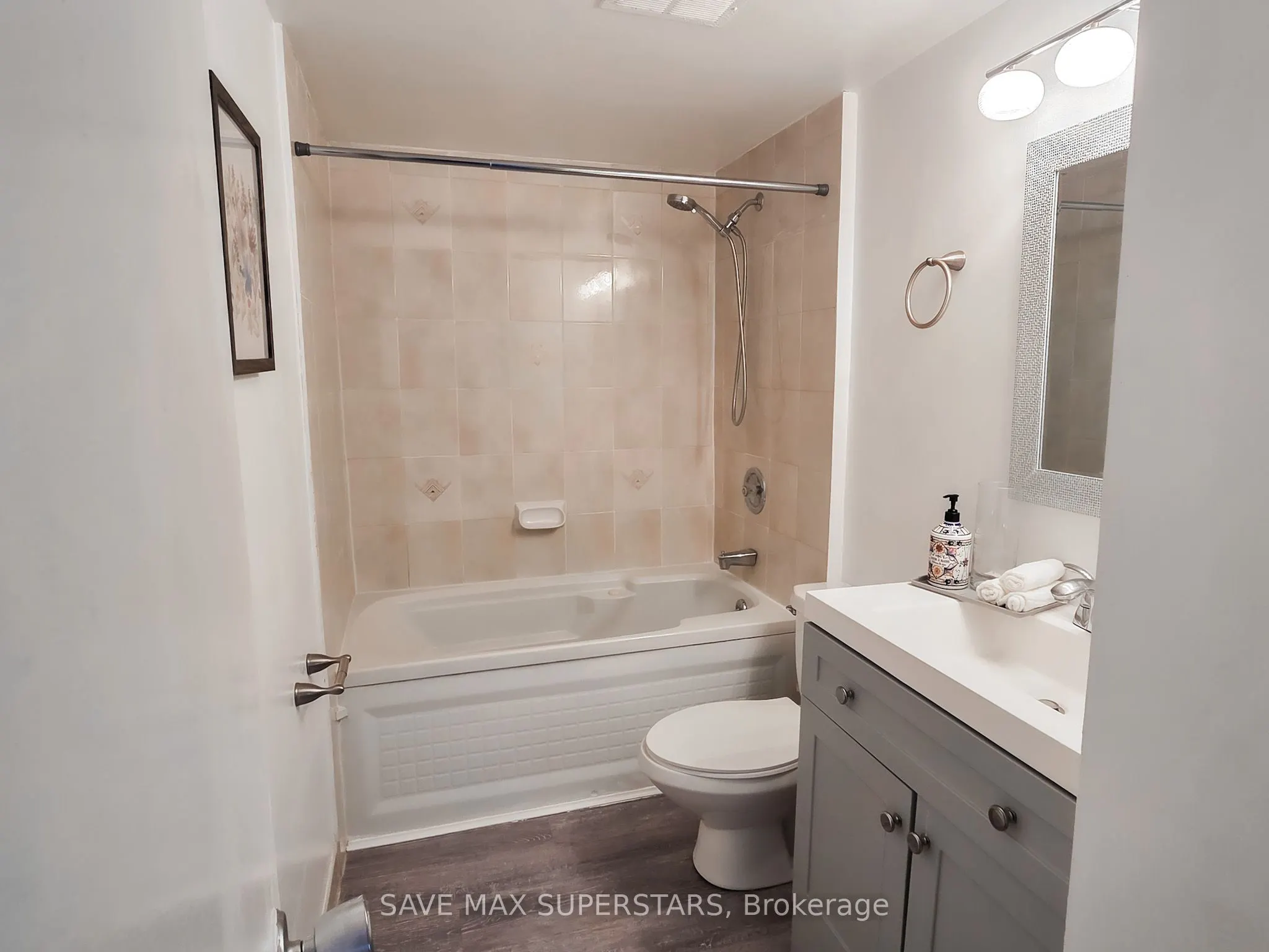50 Baif Boulevard, #501