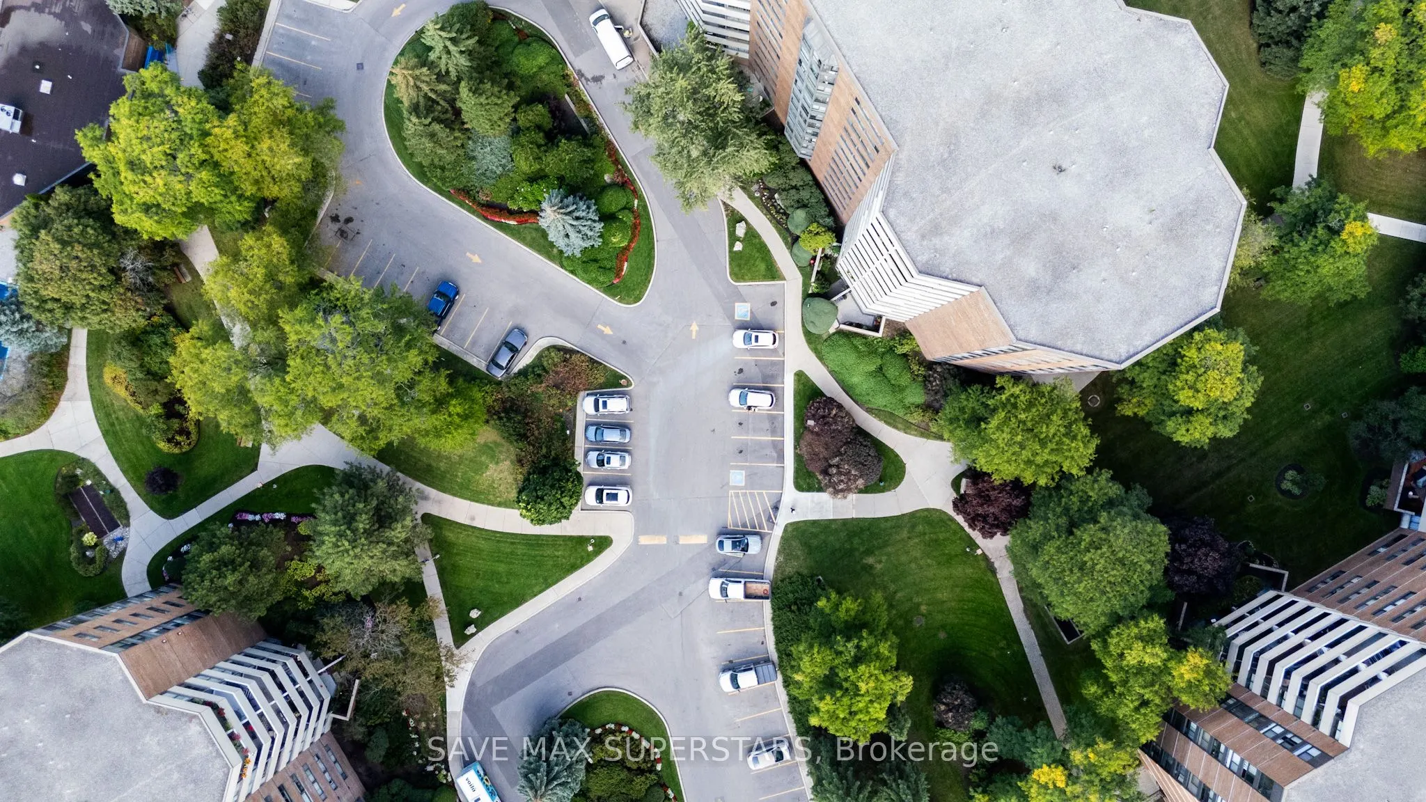 50 Baif Boulevard, #501