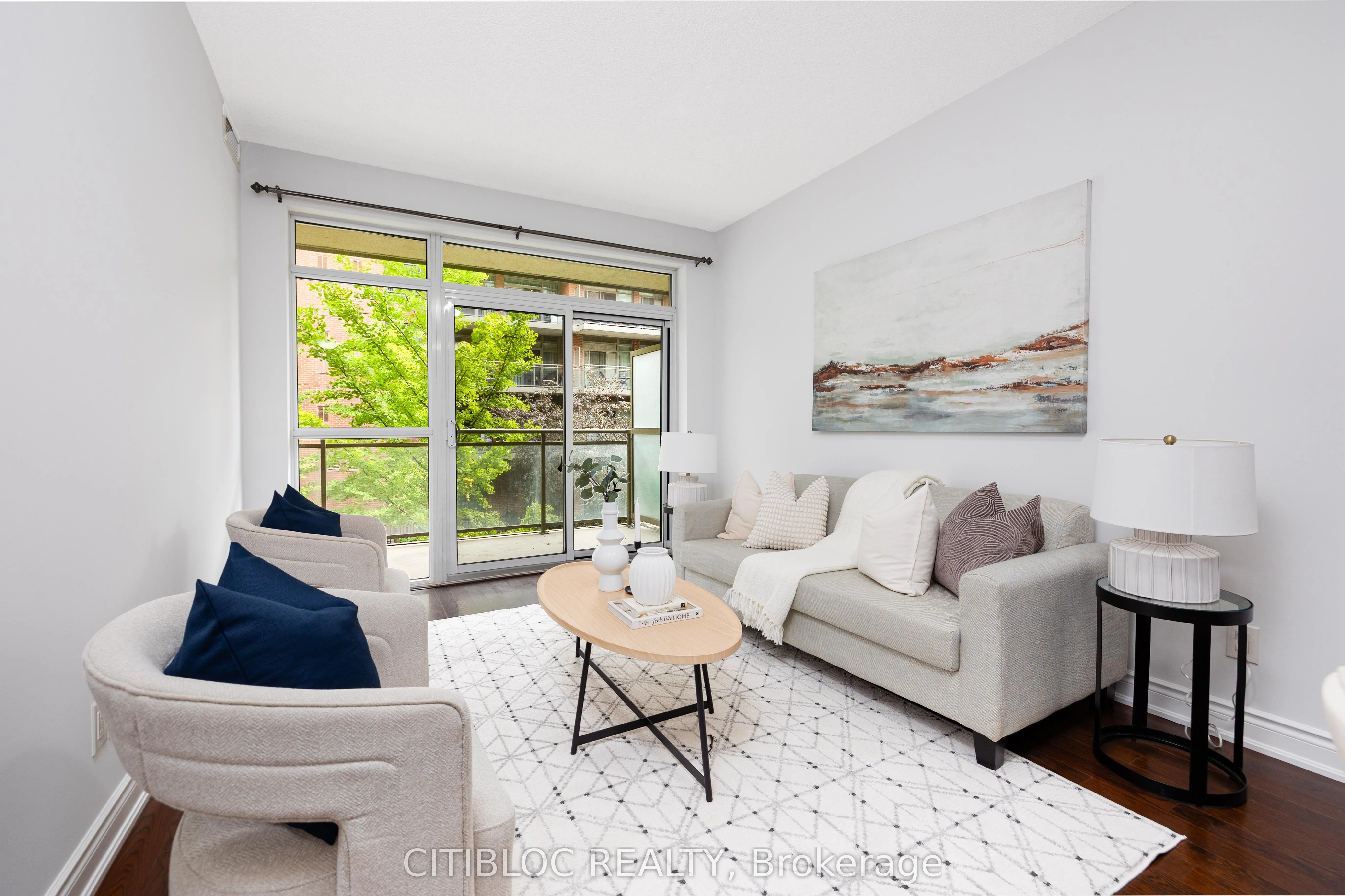 281 Woodbridge Avenue, #205