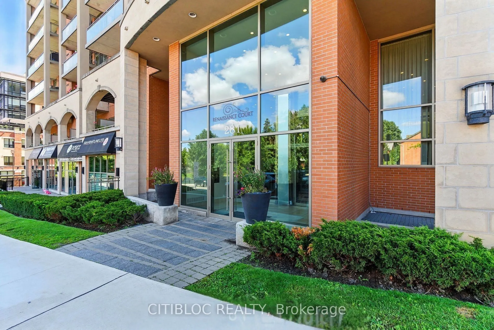 281 Woodbridge Avenue, #205