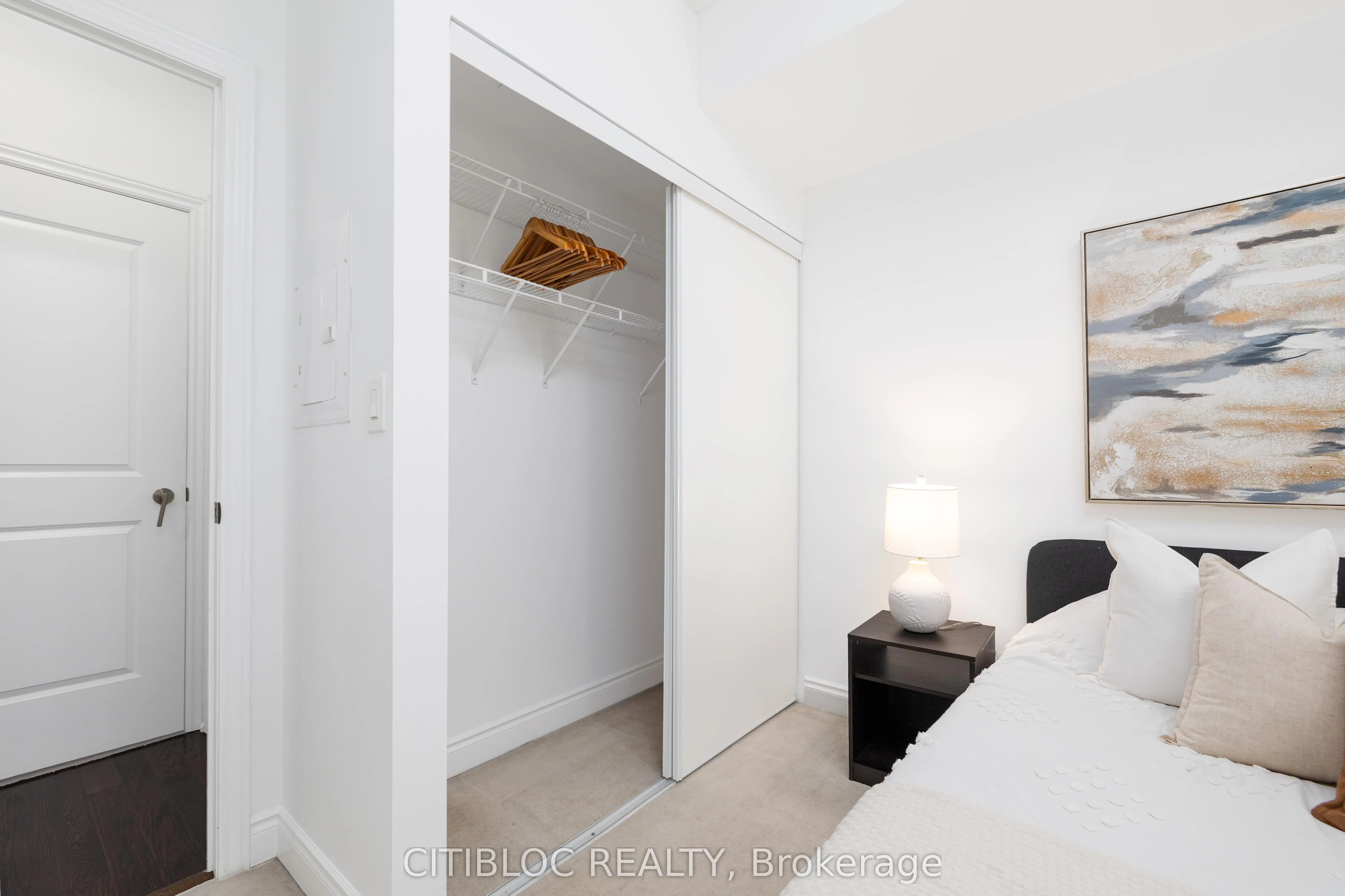 281 Woodbridge Avenue, #205