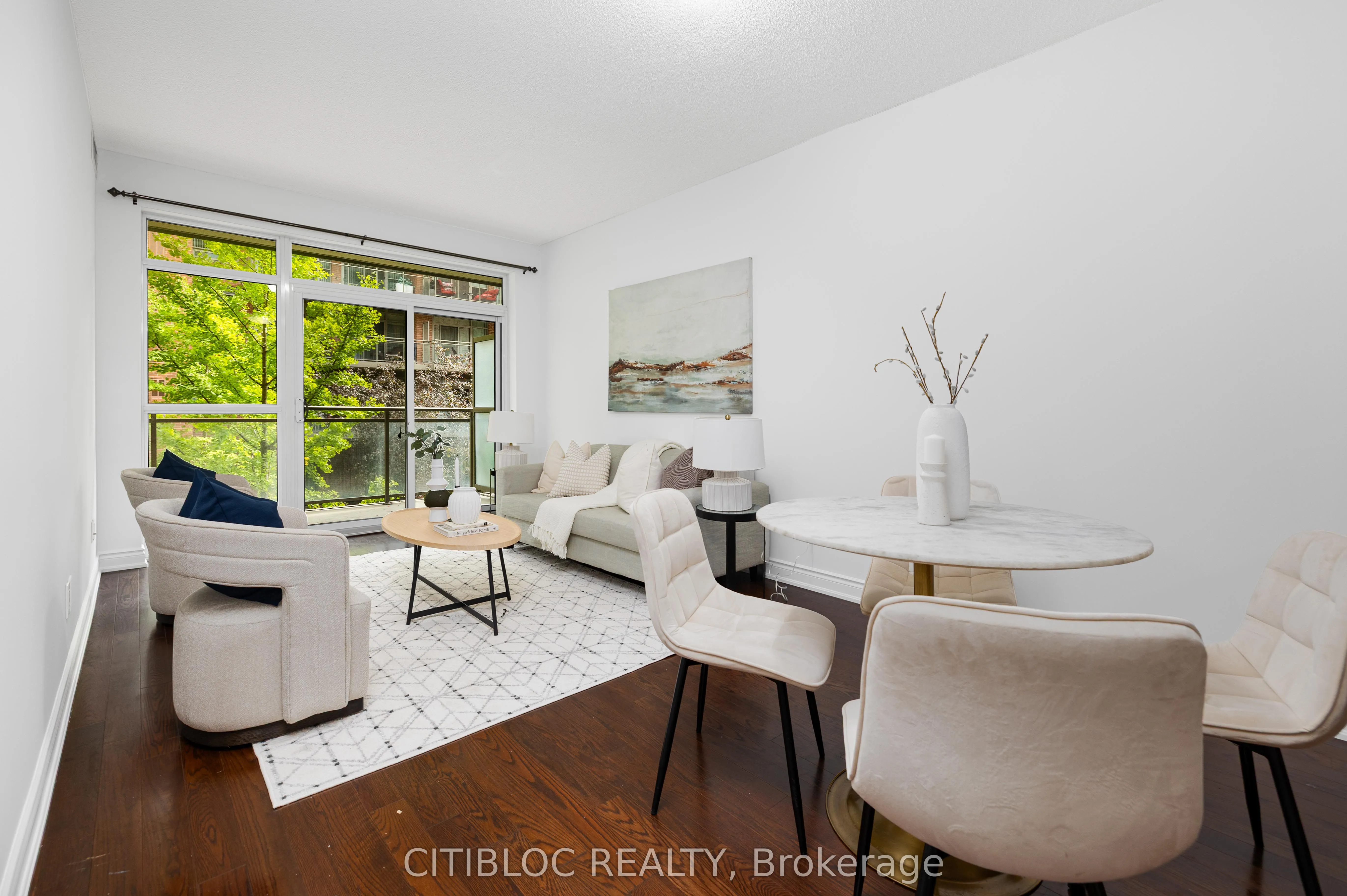 281 Woodbridge Avenue, #205