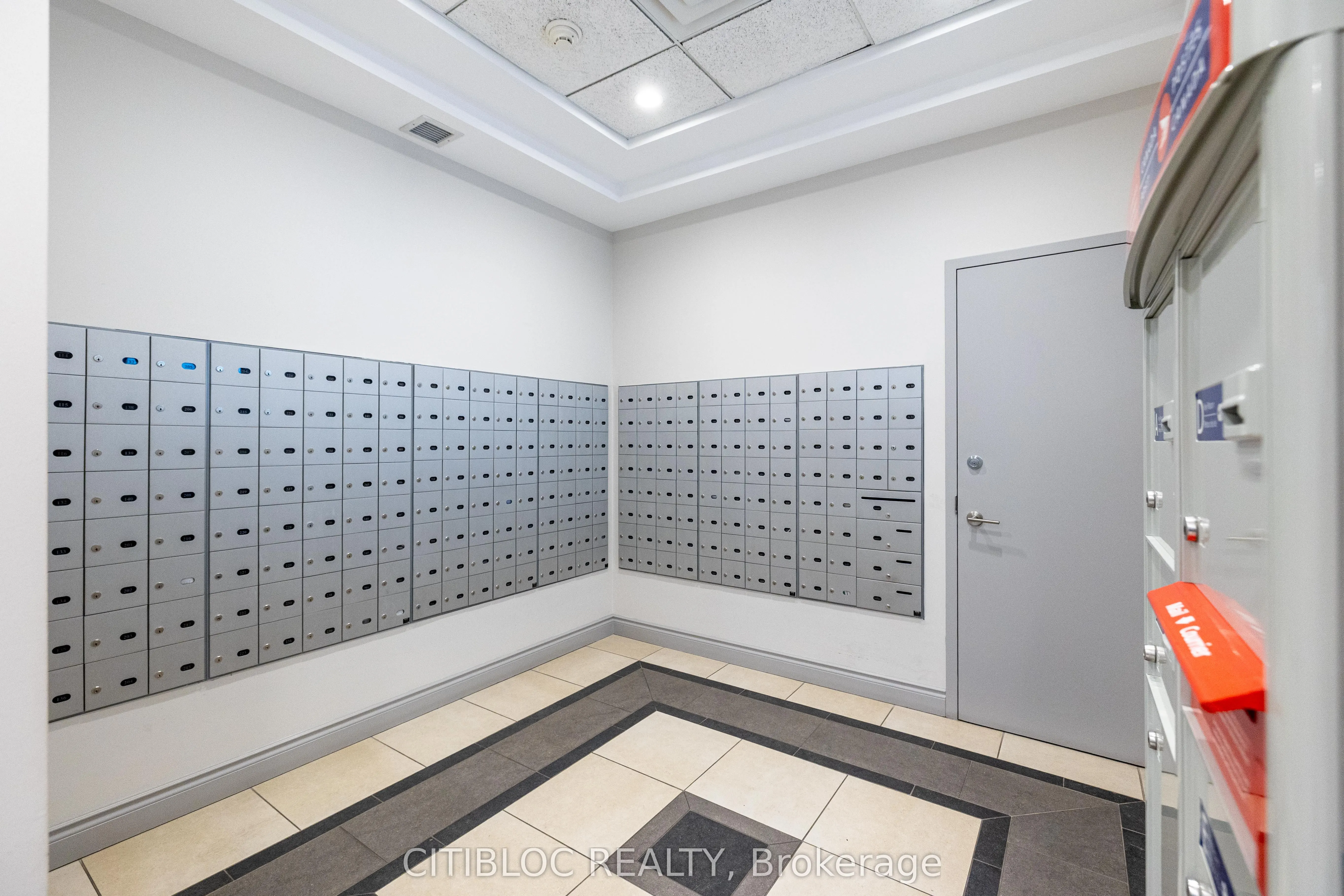 281 Woodbridge Avenue, #205