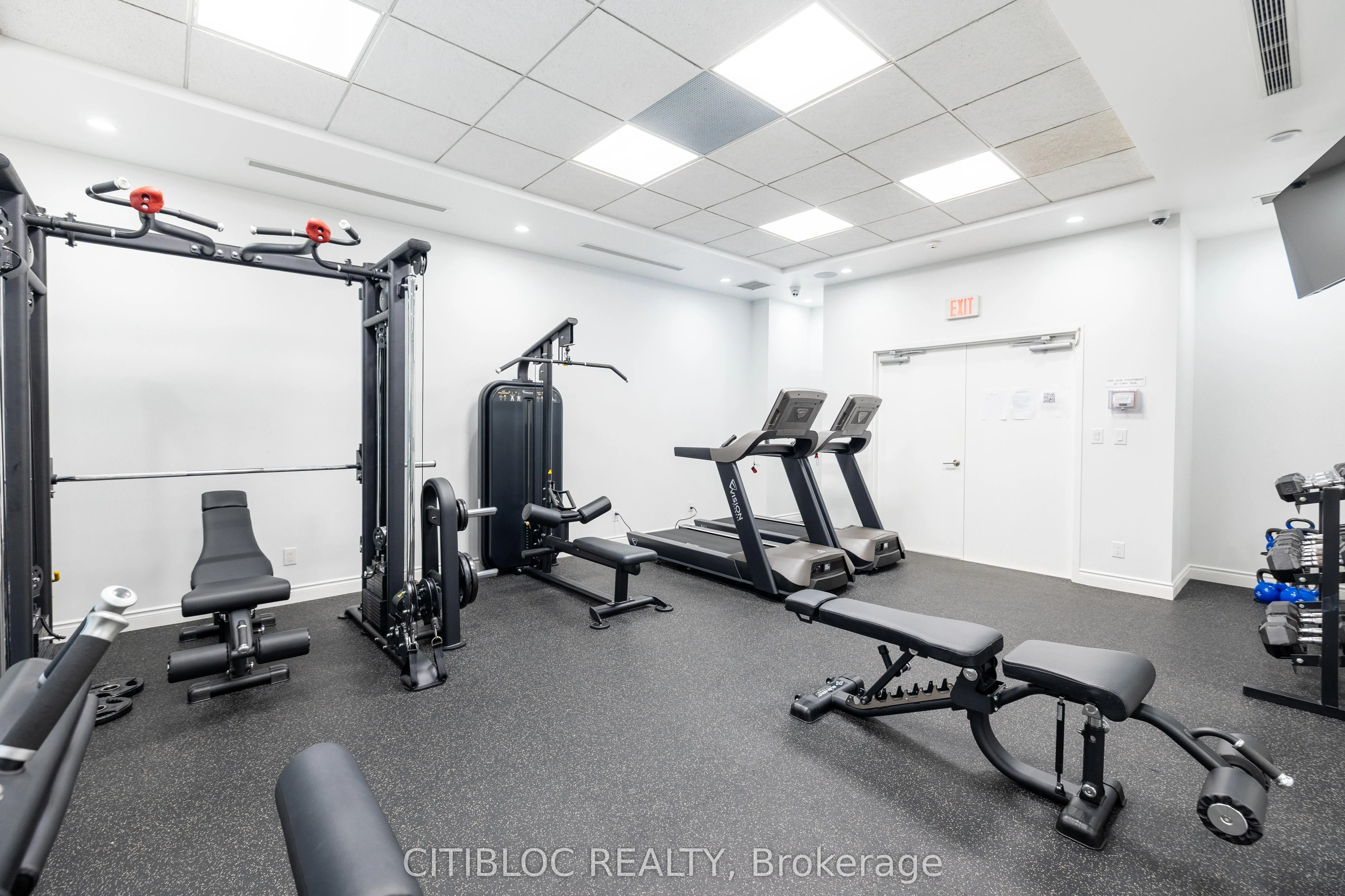 281 Woodbridge Avenue, #205