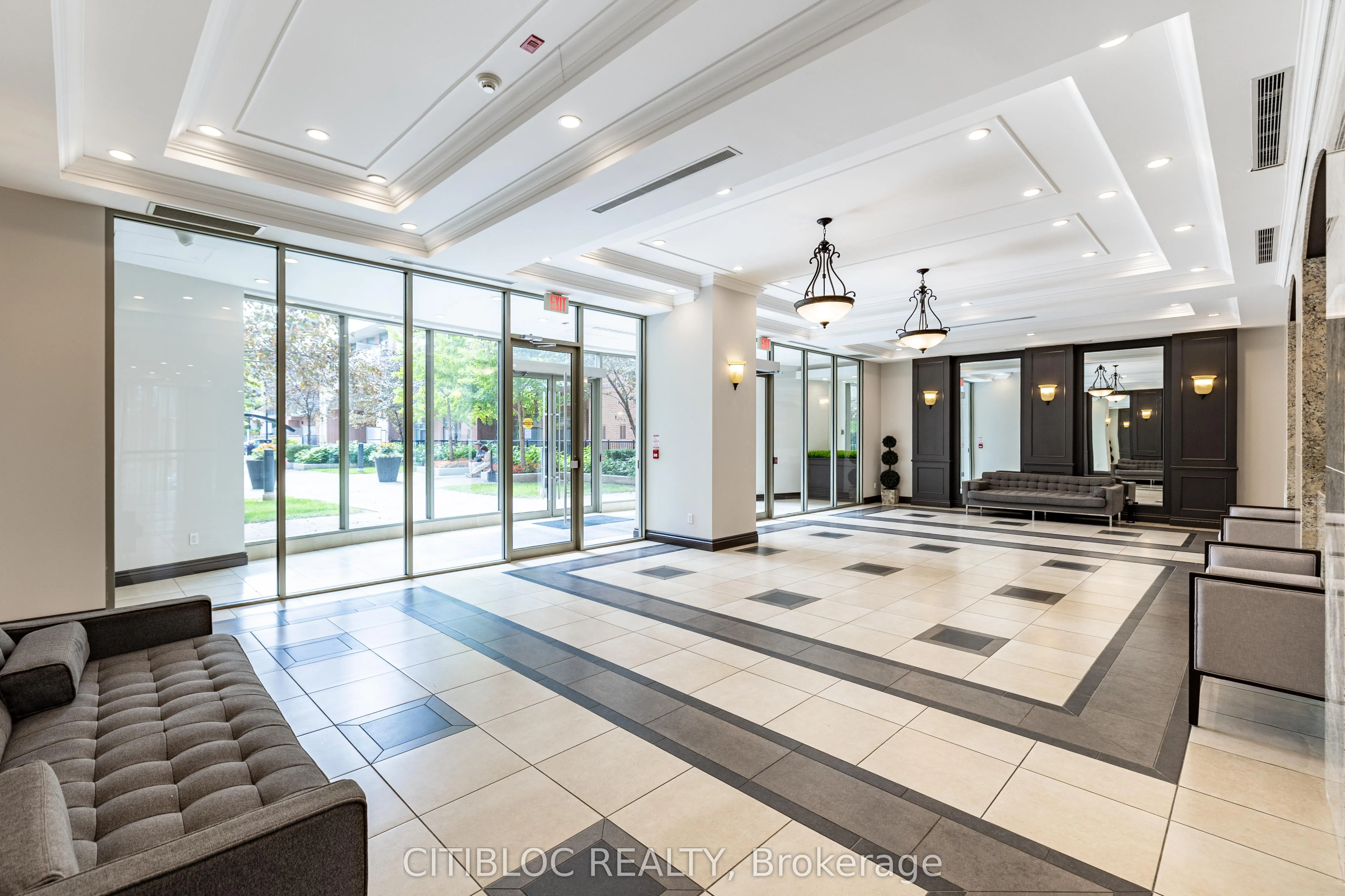 281 Woodbridge Avenue, #205