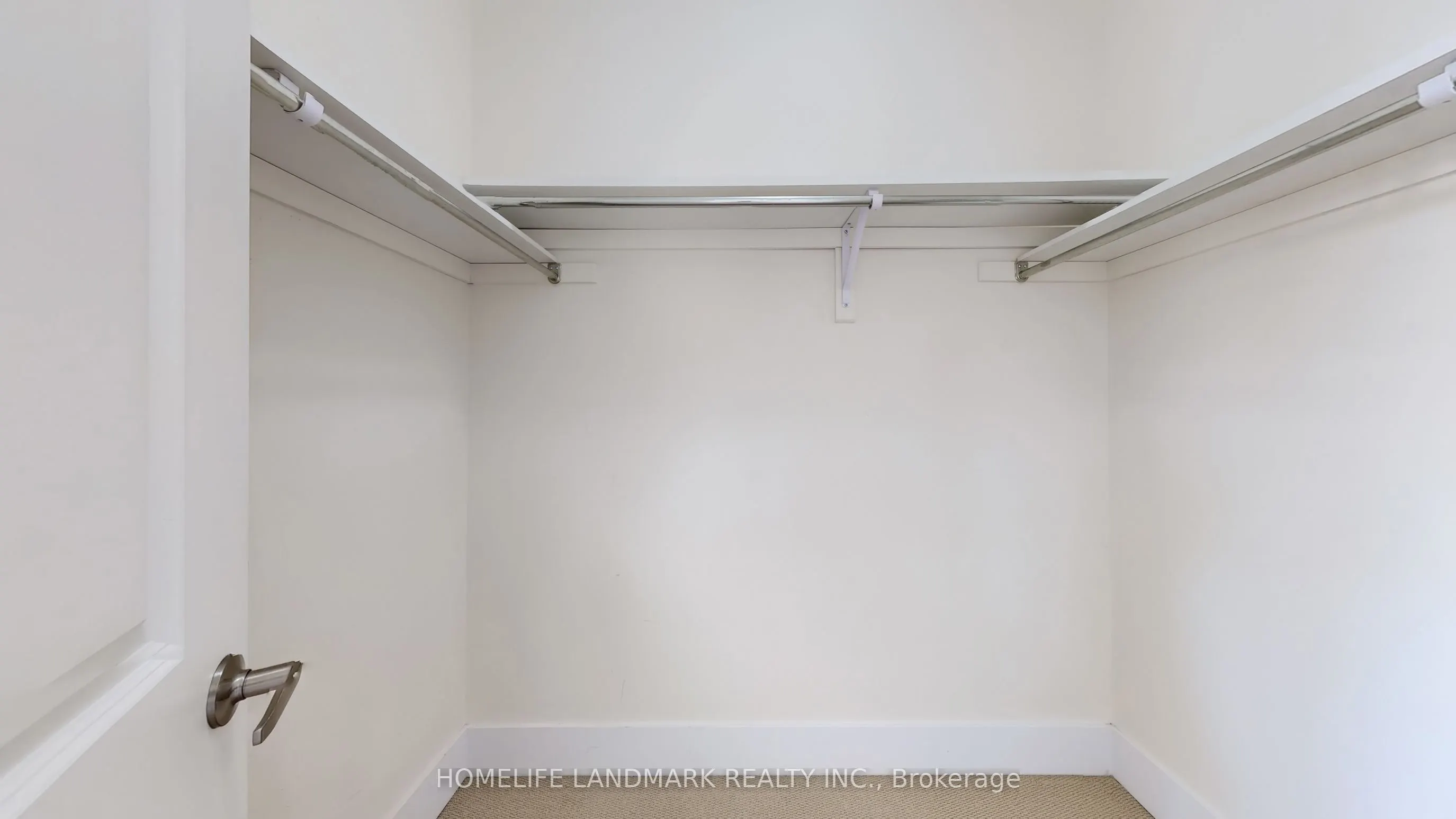 9180 Bathurst Street