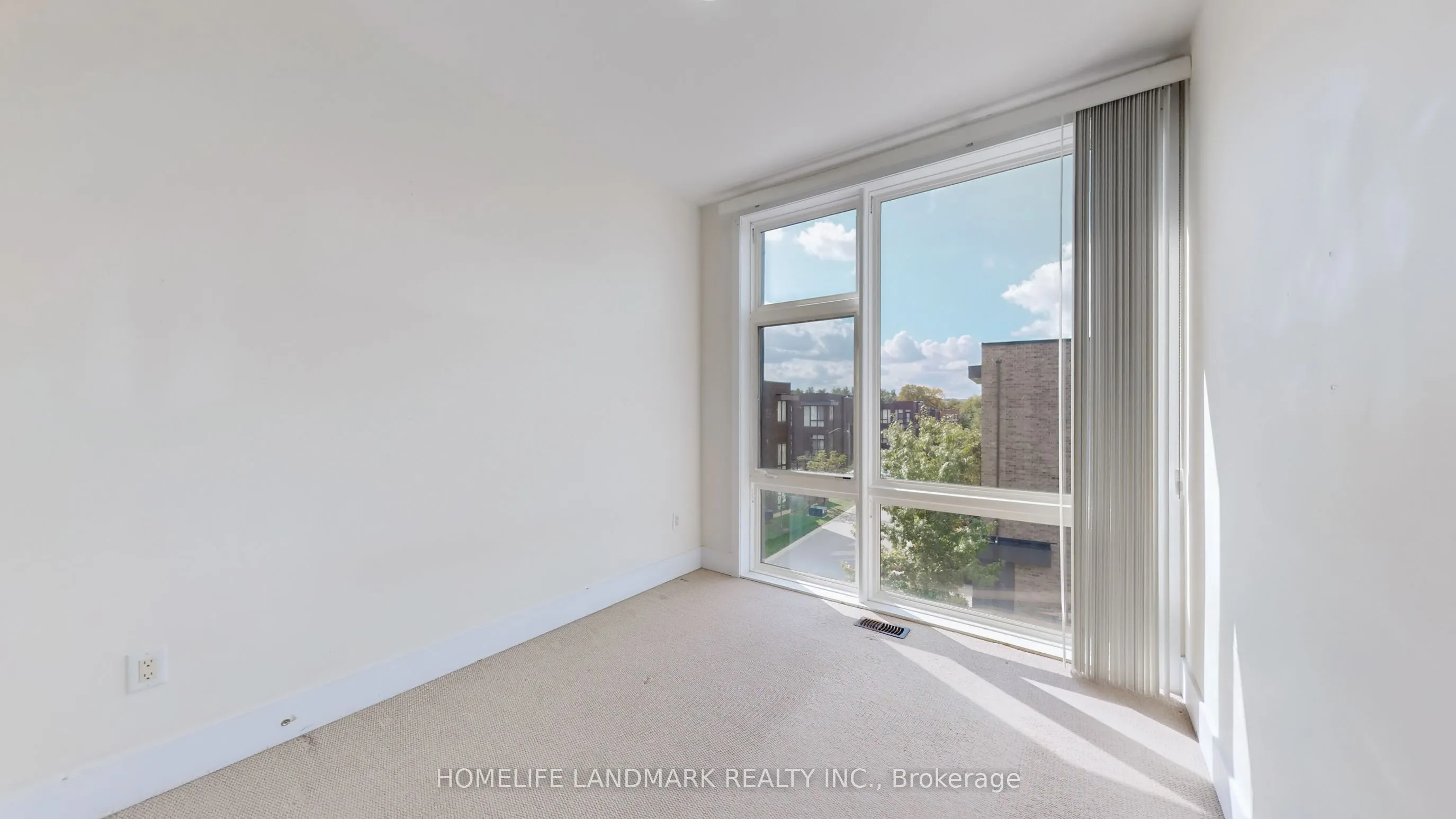 9180 Bathurst Street