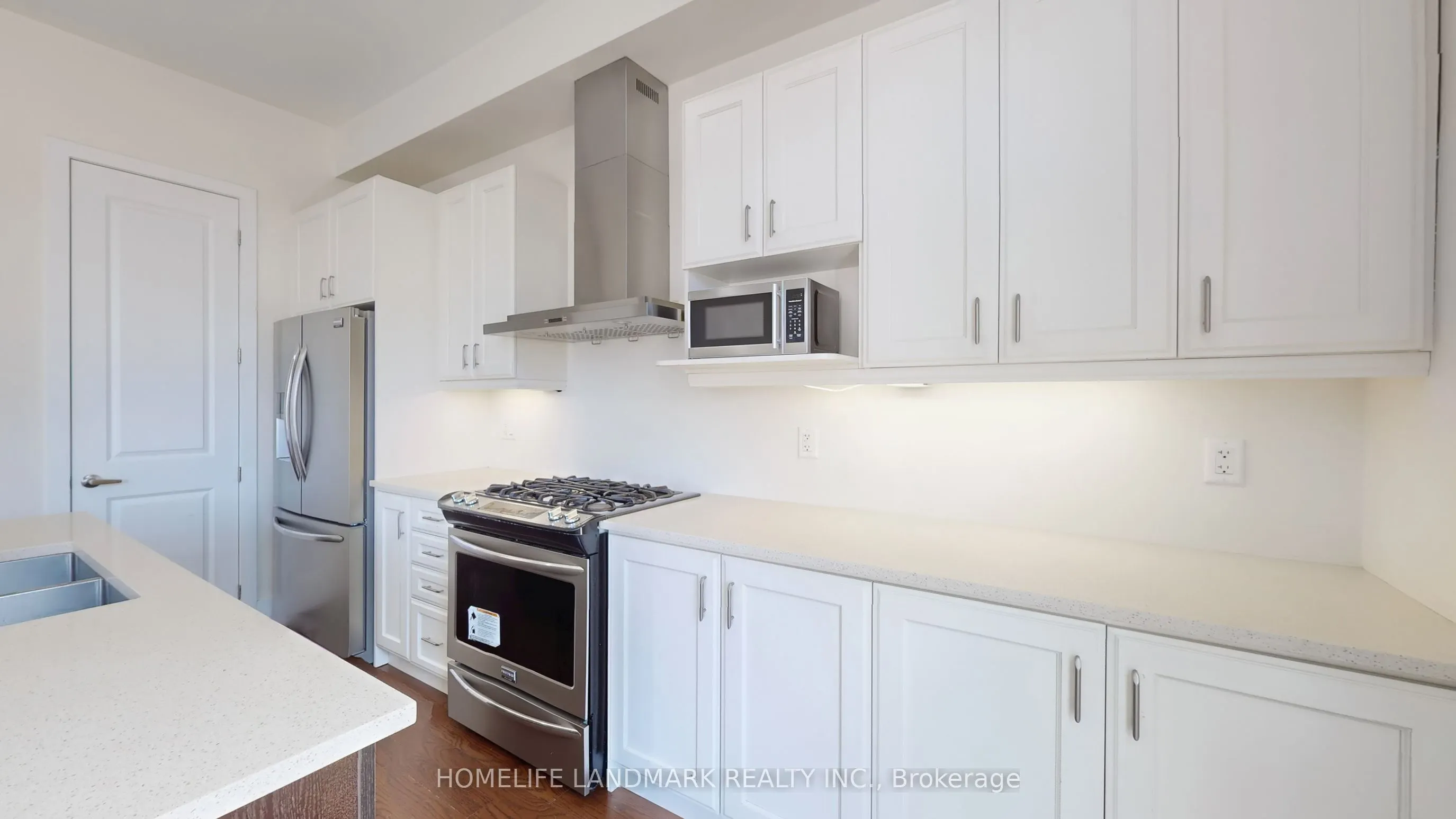 9180 Bathurst Street