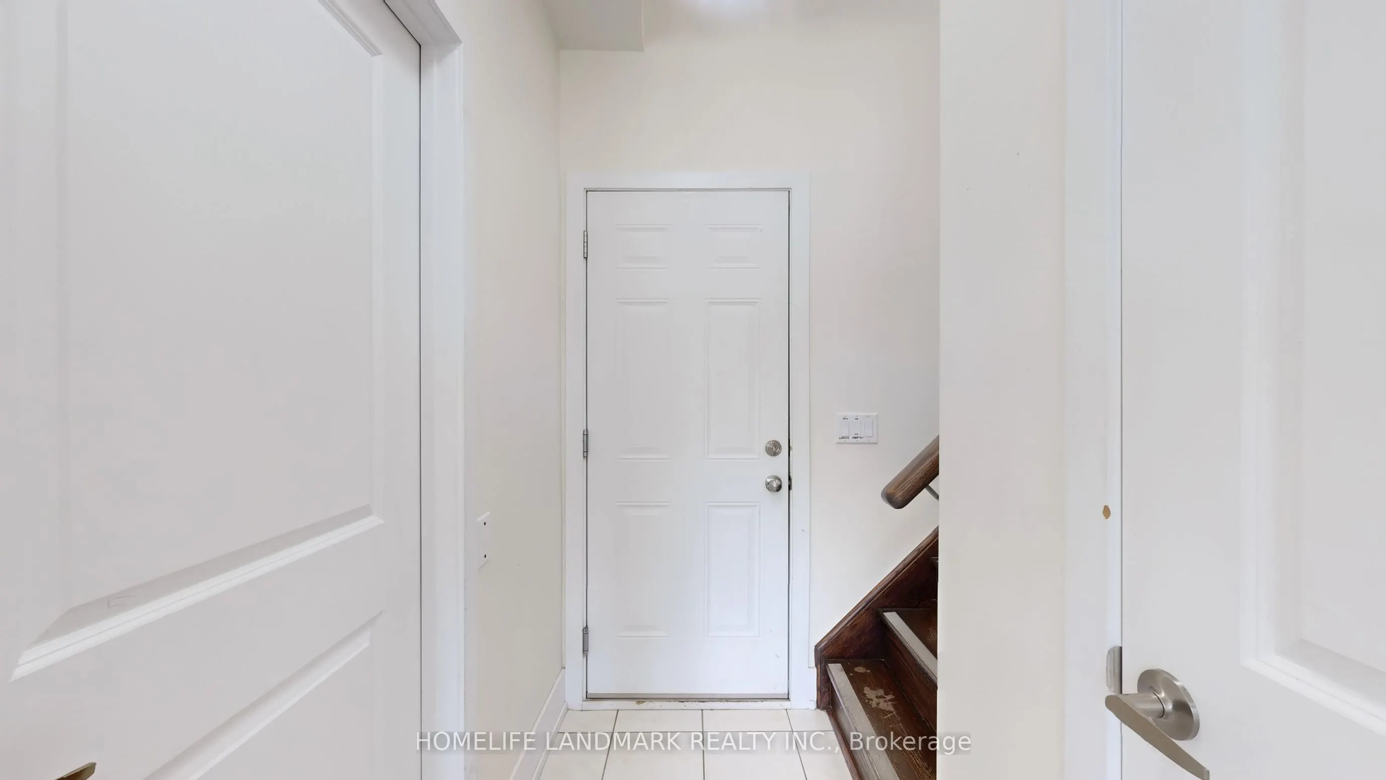 9180 Bathurst Street