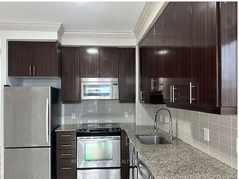 85 North Park Road, #305