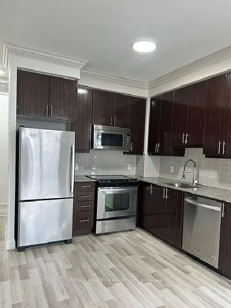85 North Park Road, #305