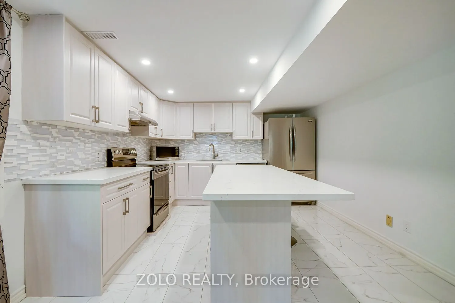 62 Julia Street, #Lower