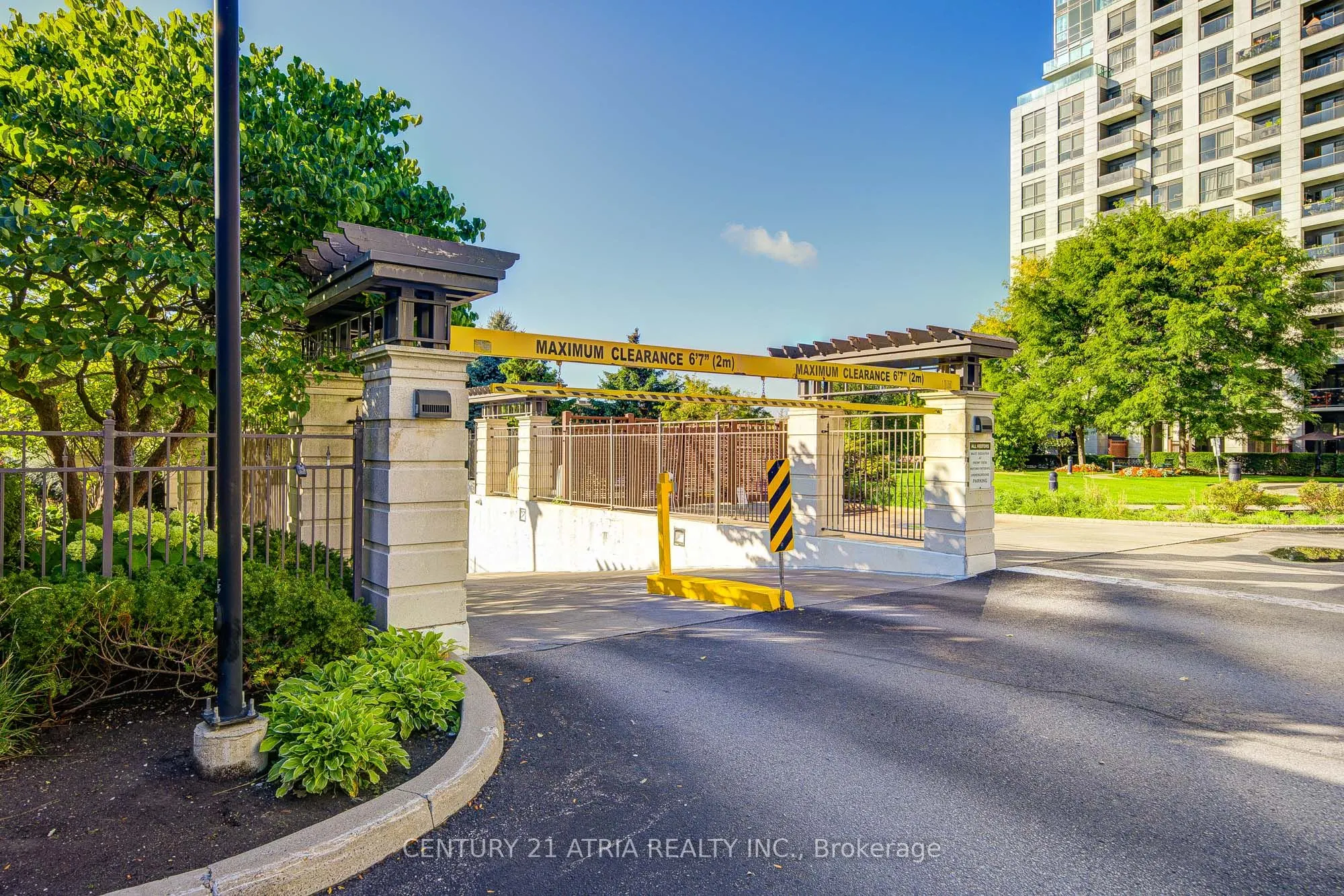 18 Harding Boulevard, #308