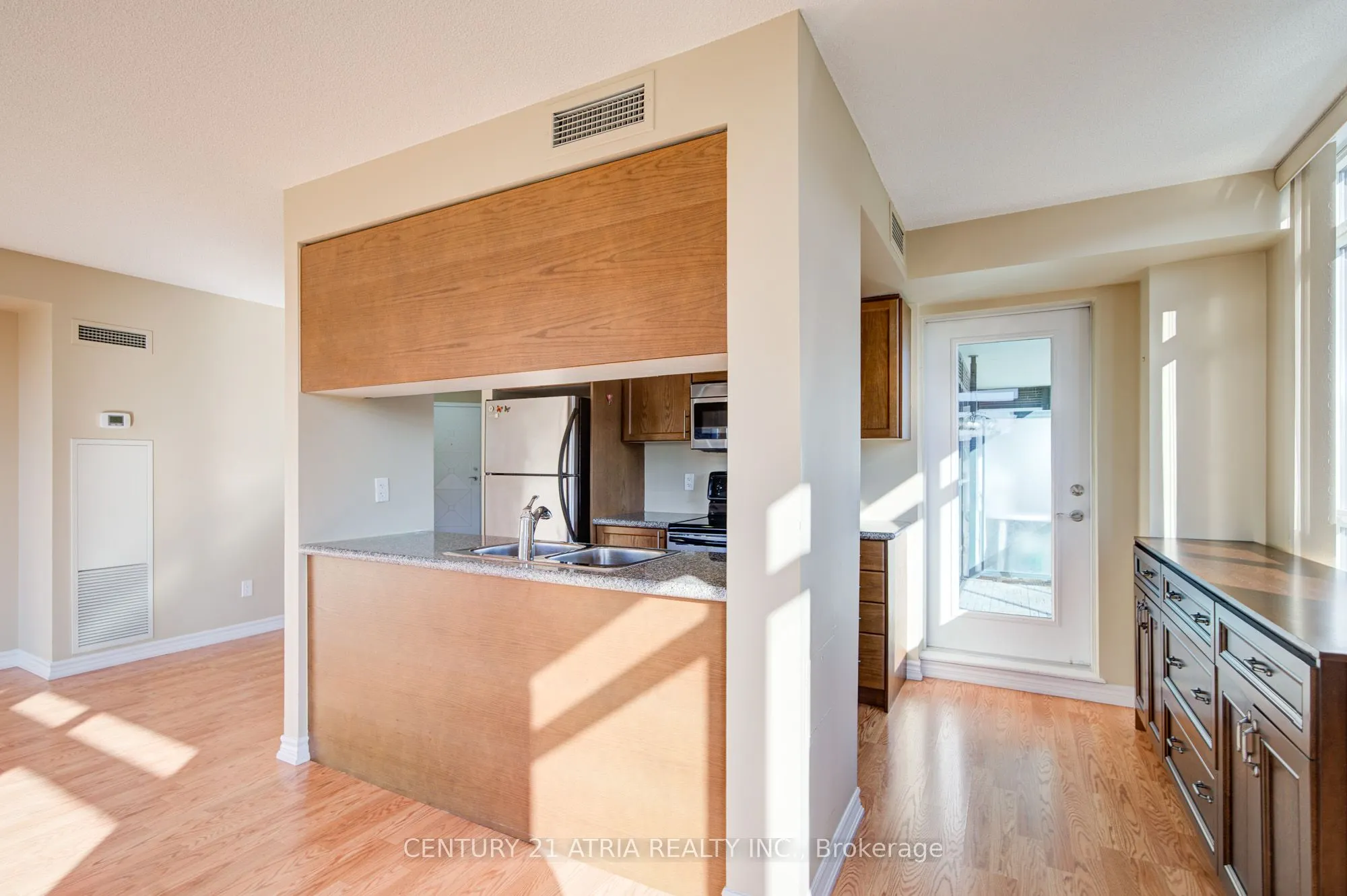 18 Harding Boulevard, #308