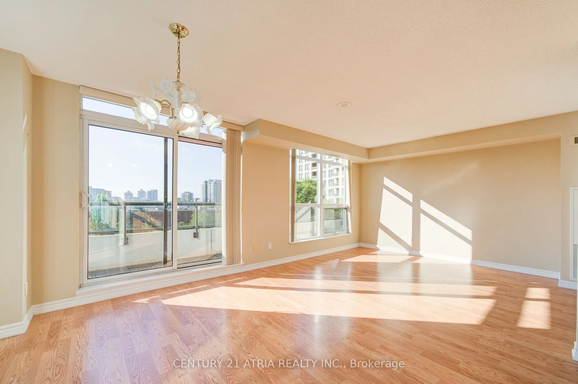 18 Harding Boulevard, #308